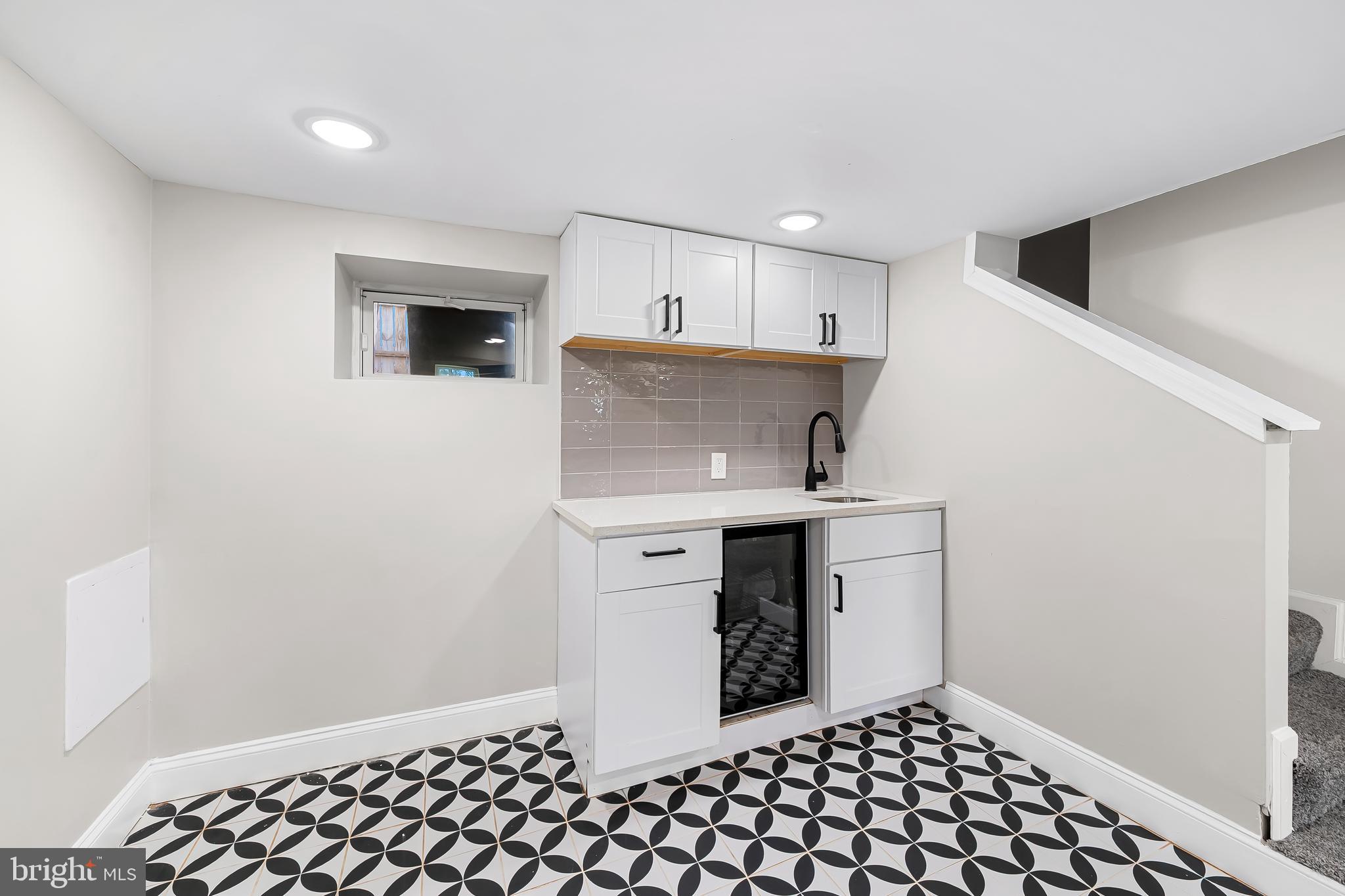 MOUNT WASHINGTON - Residential