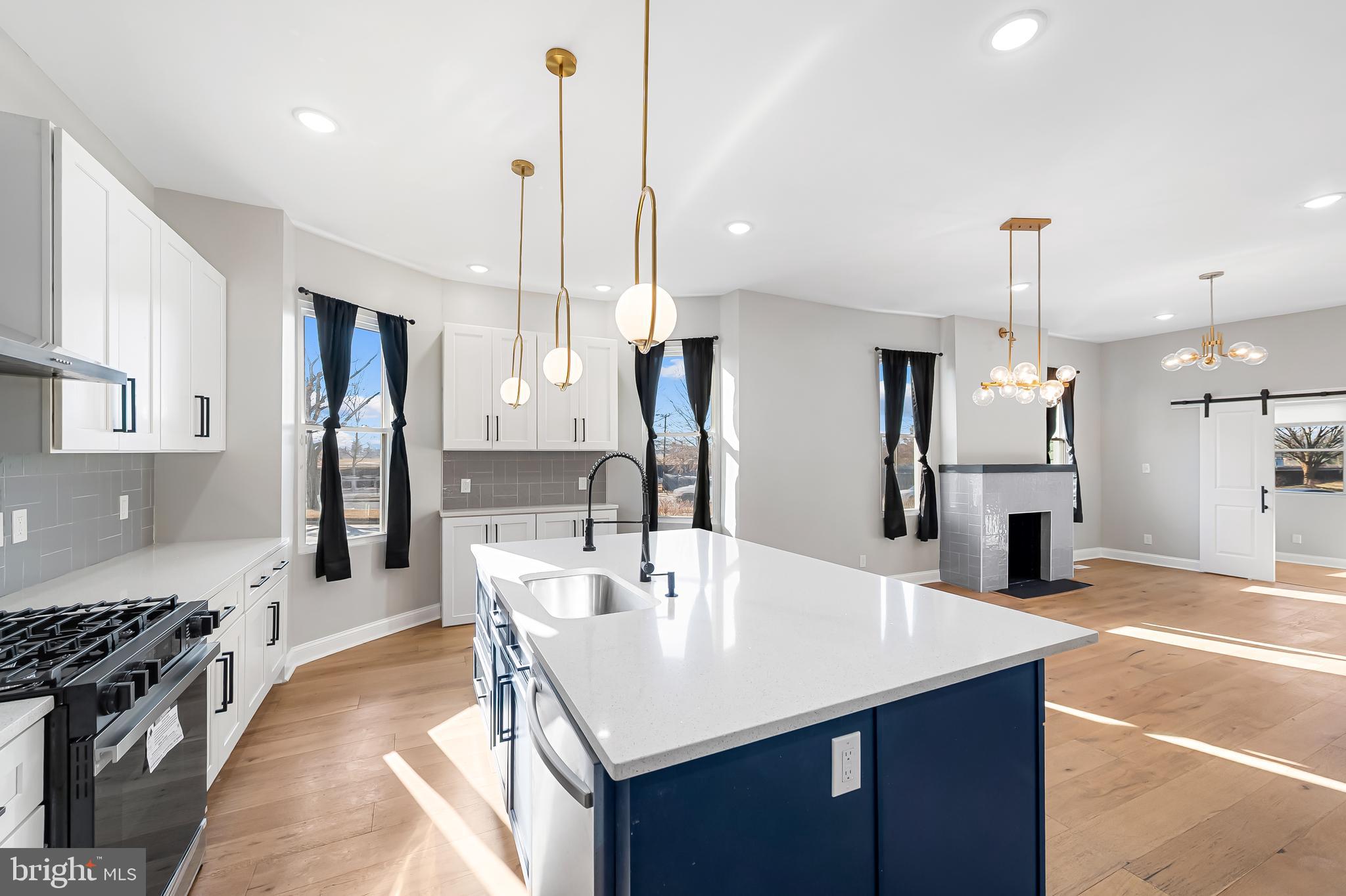 MOUNT WASHINGTON - Residential