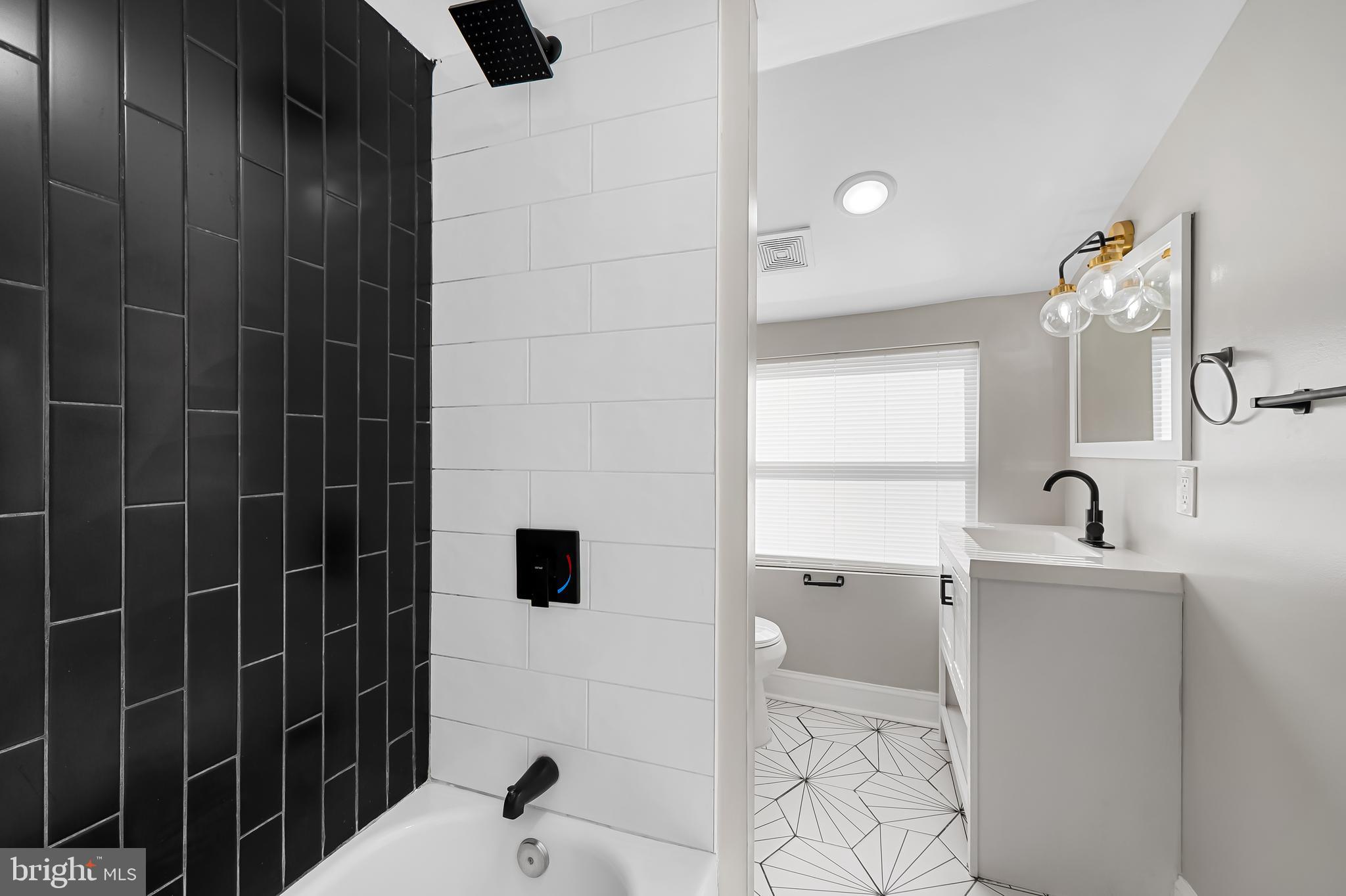 MOUNT WASHINGTON - Residential