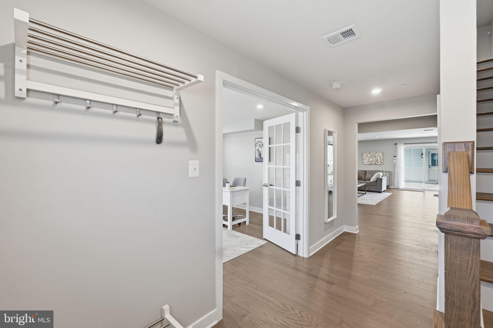 8634 SHADY PINES DRIVE