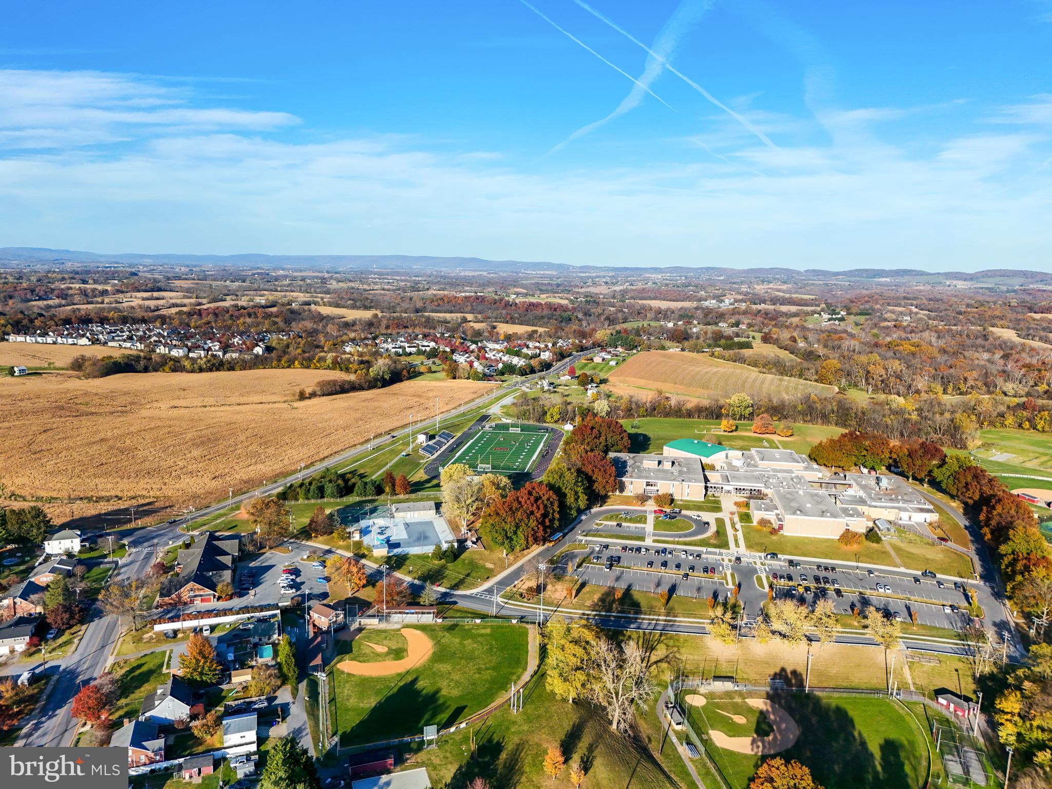 WOODSIDE STATION - Residential