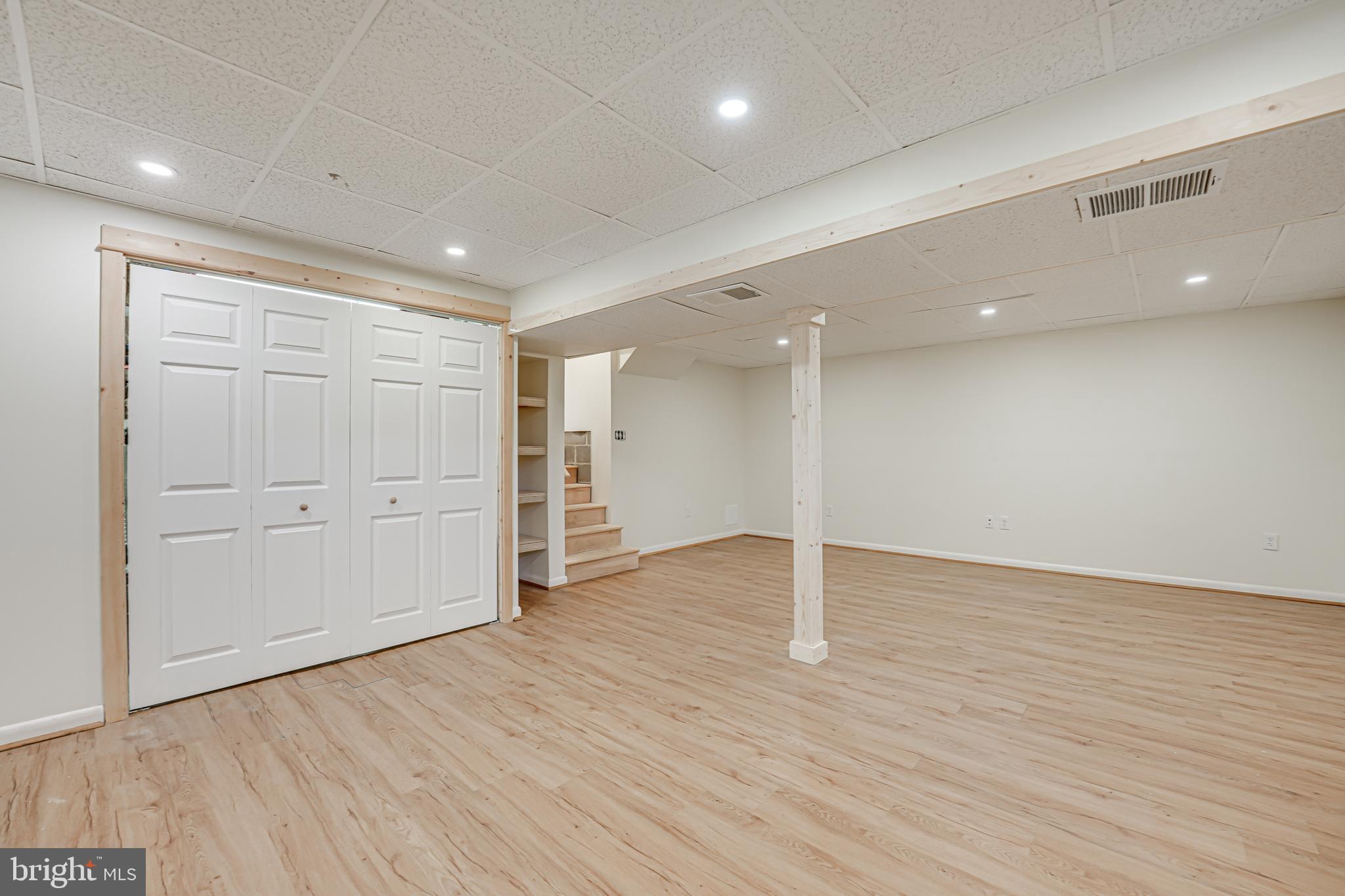 WOODSIDE STATION - Residential