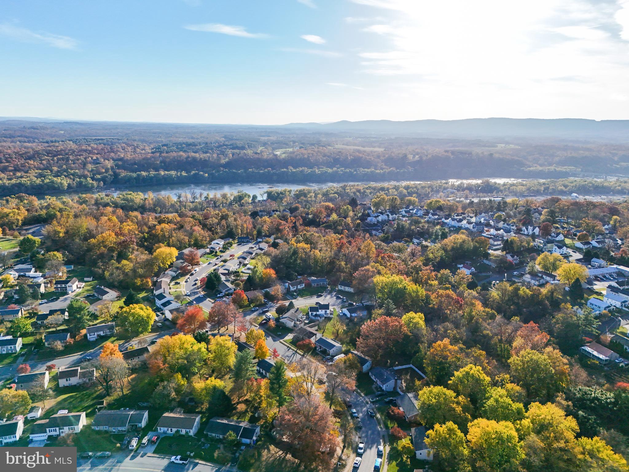 WOODSIDE STATION - Residential