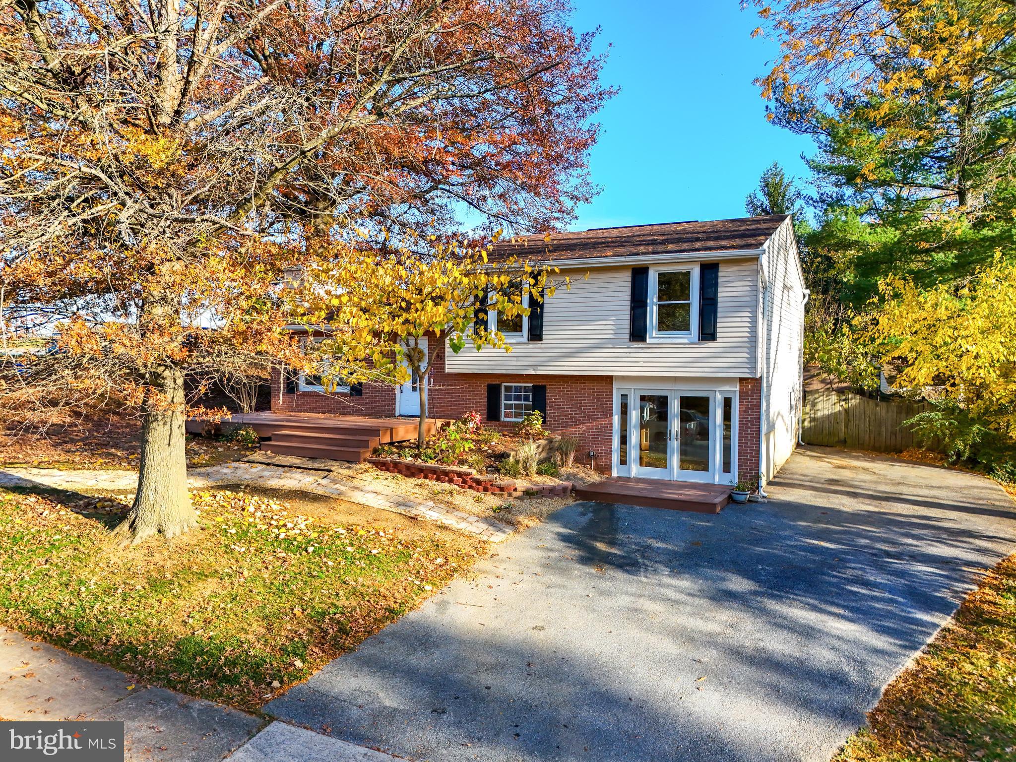 WOODSIDE STATION - Residential