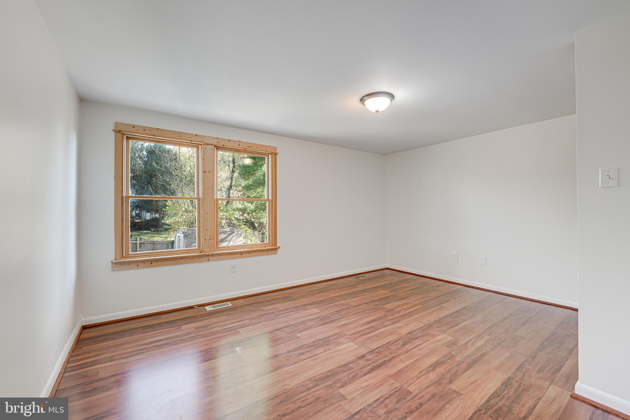 WOODSIDE STATION - Residential