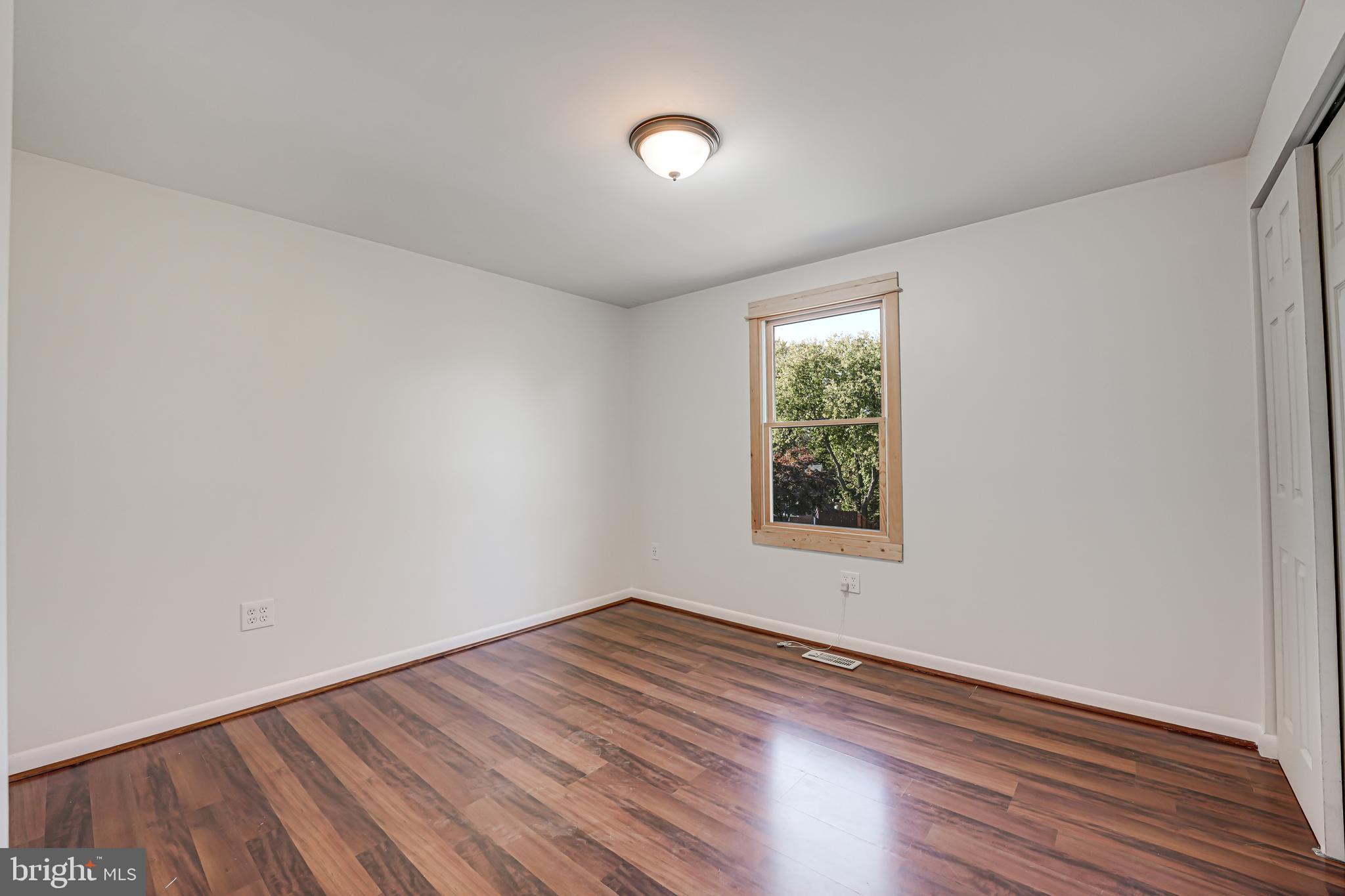 WOODSIDE STATION - Residential