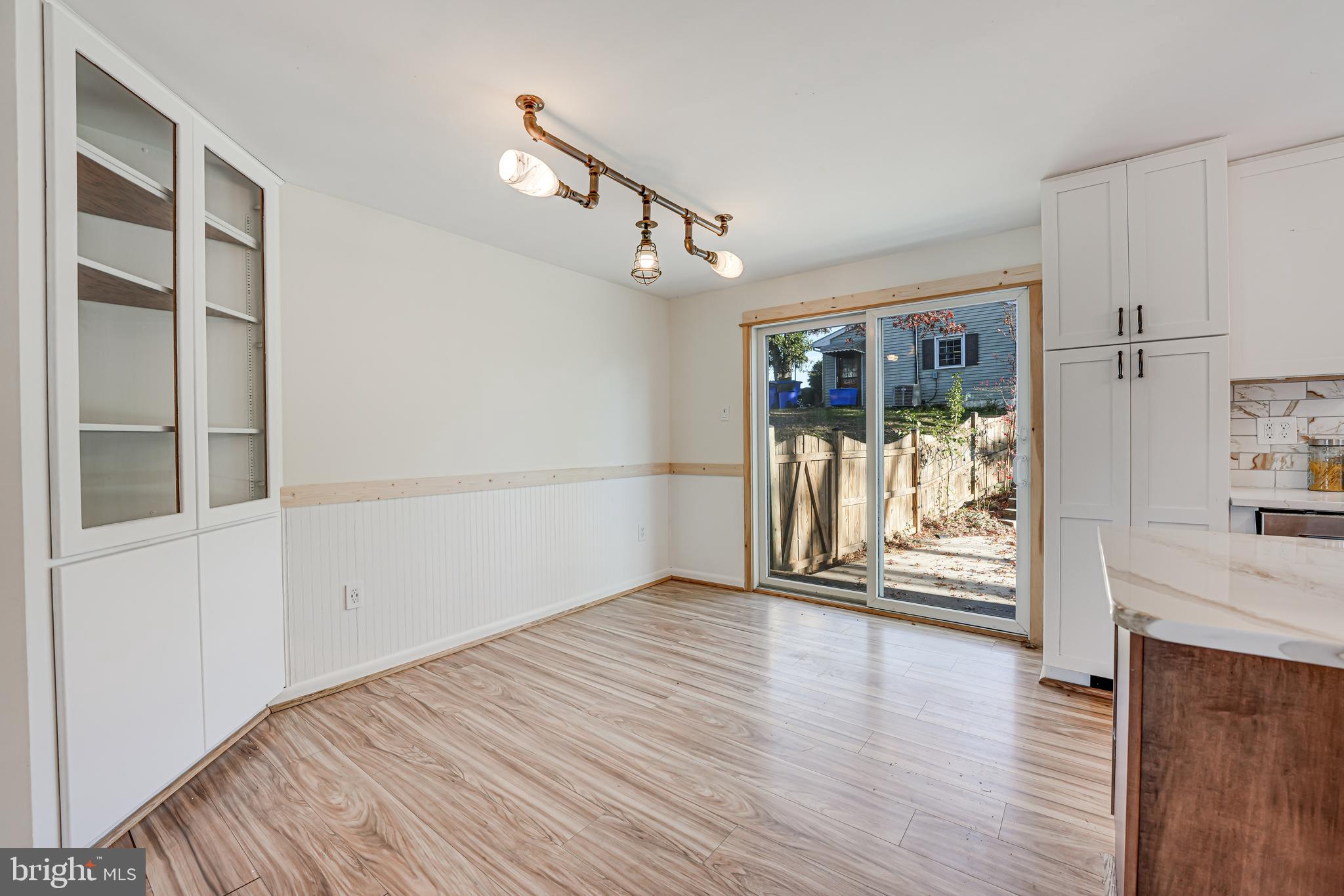 WOODSIDE STATION - Residential