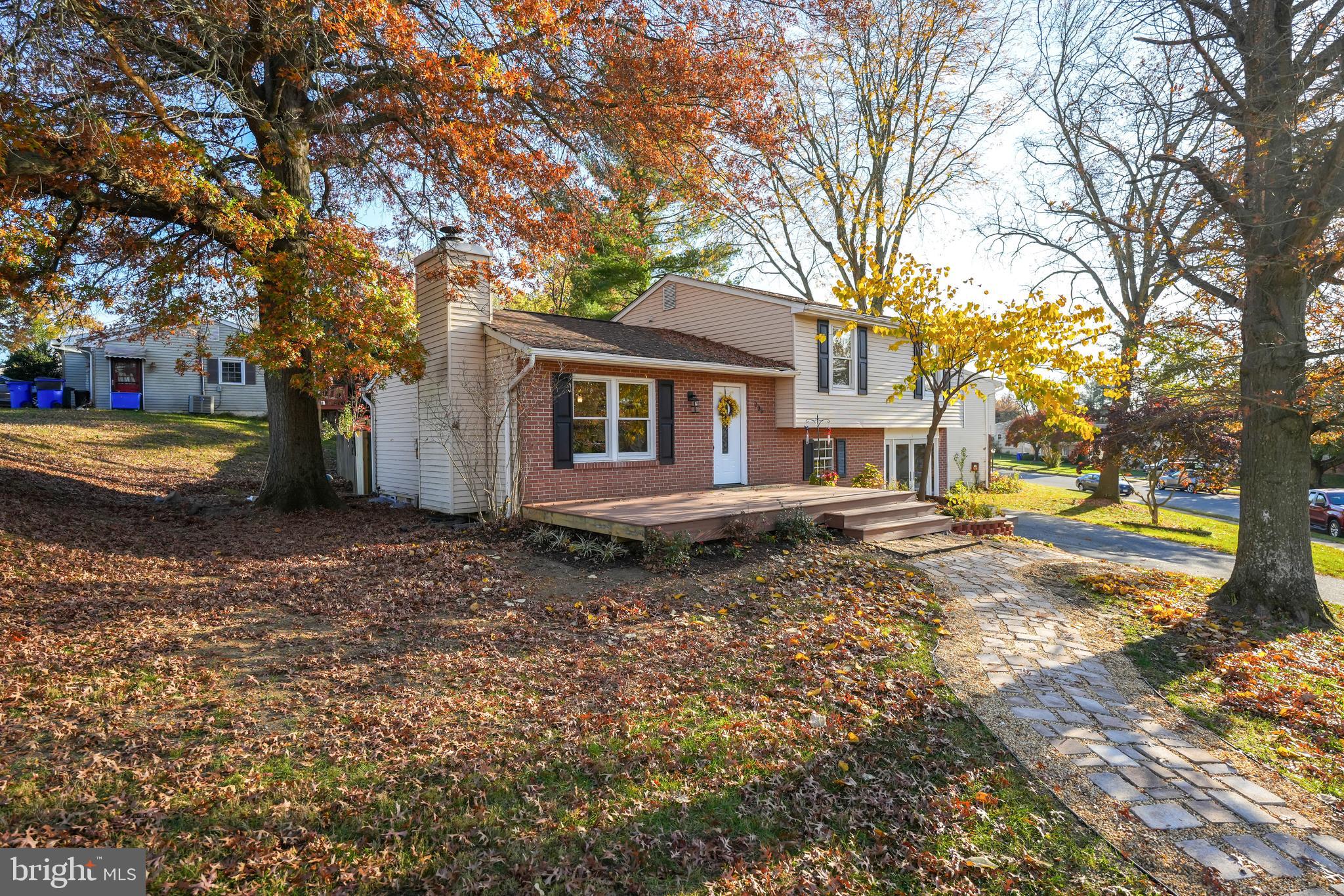 WOODSIDE STATION - Residential