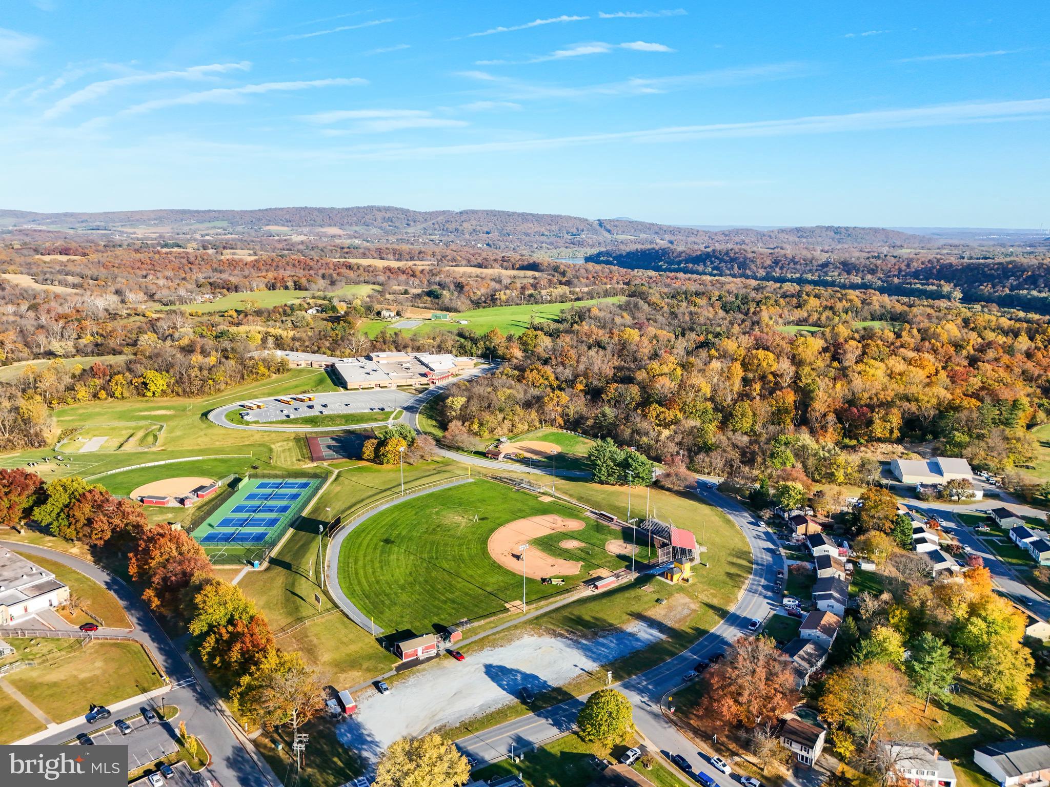 WOODSIDE STATION - Residential