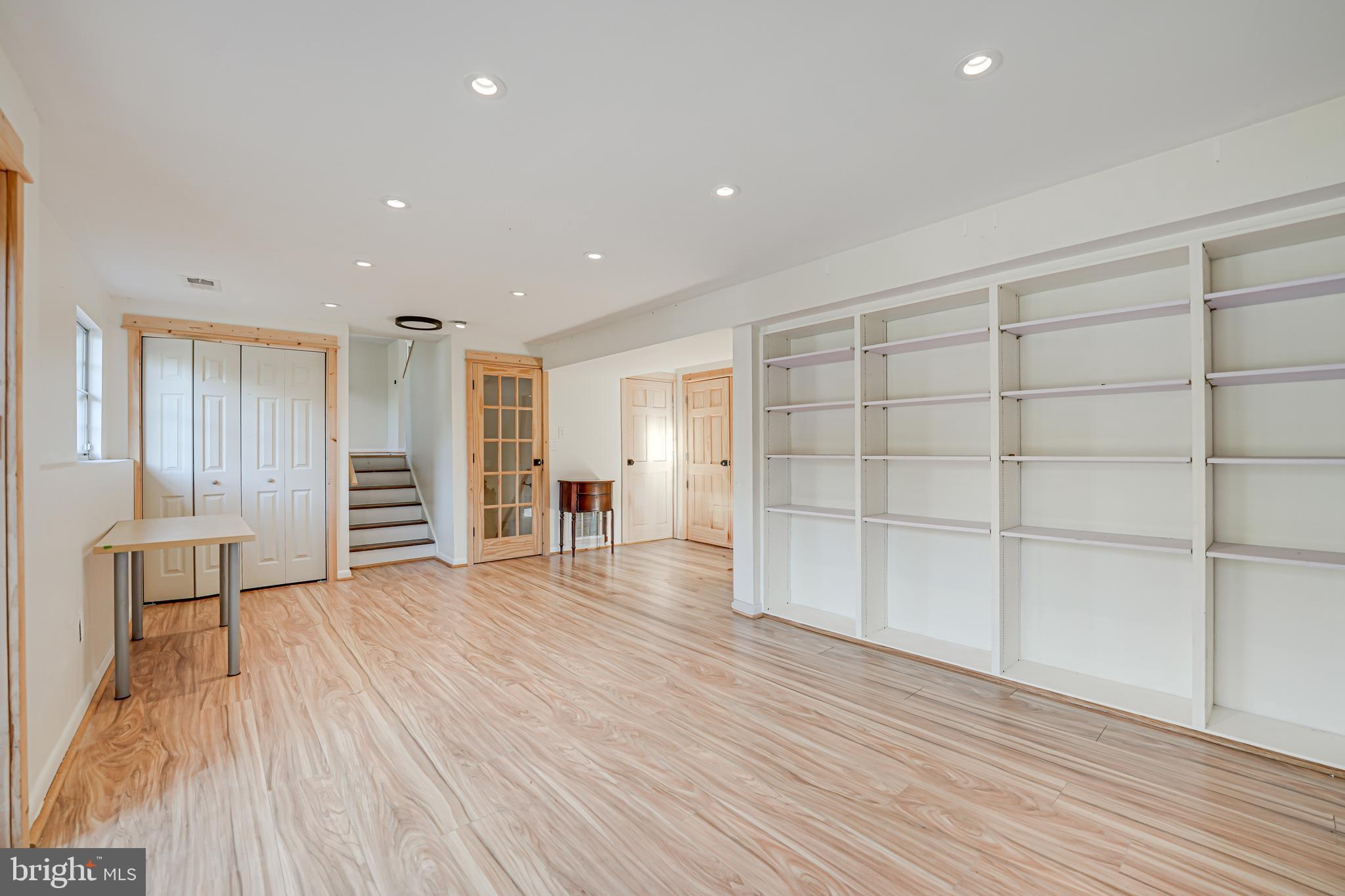 WOODSIDE STATION - Residential