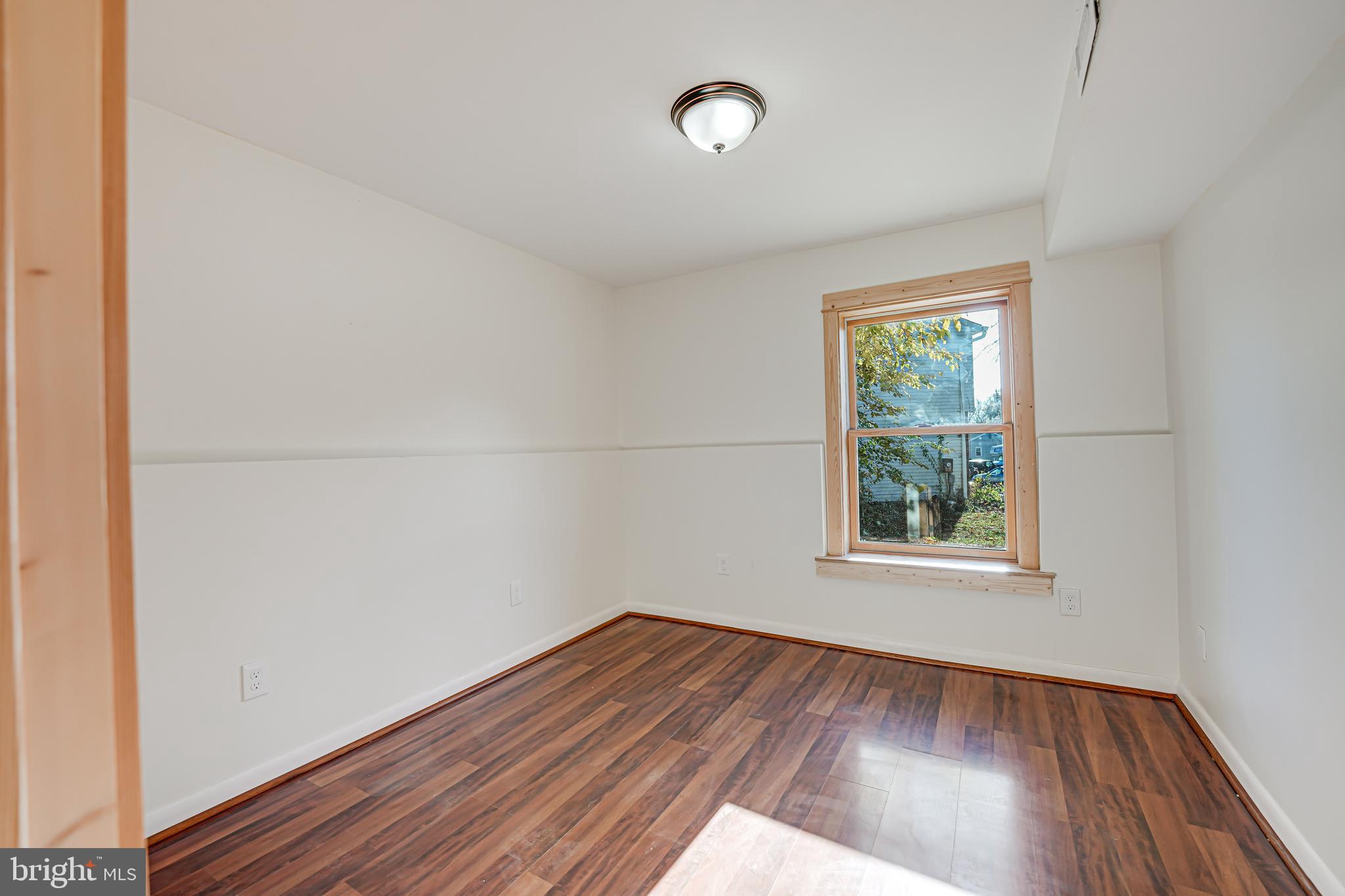 WOODSIDE STATION - Residential