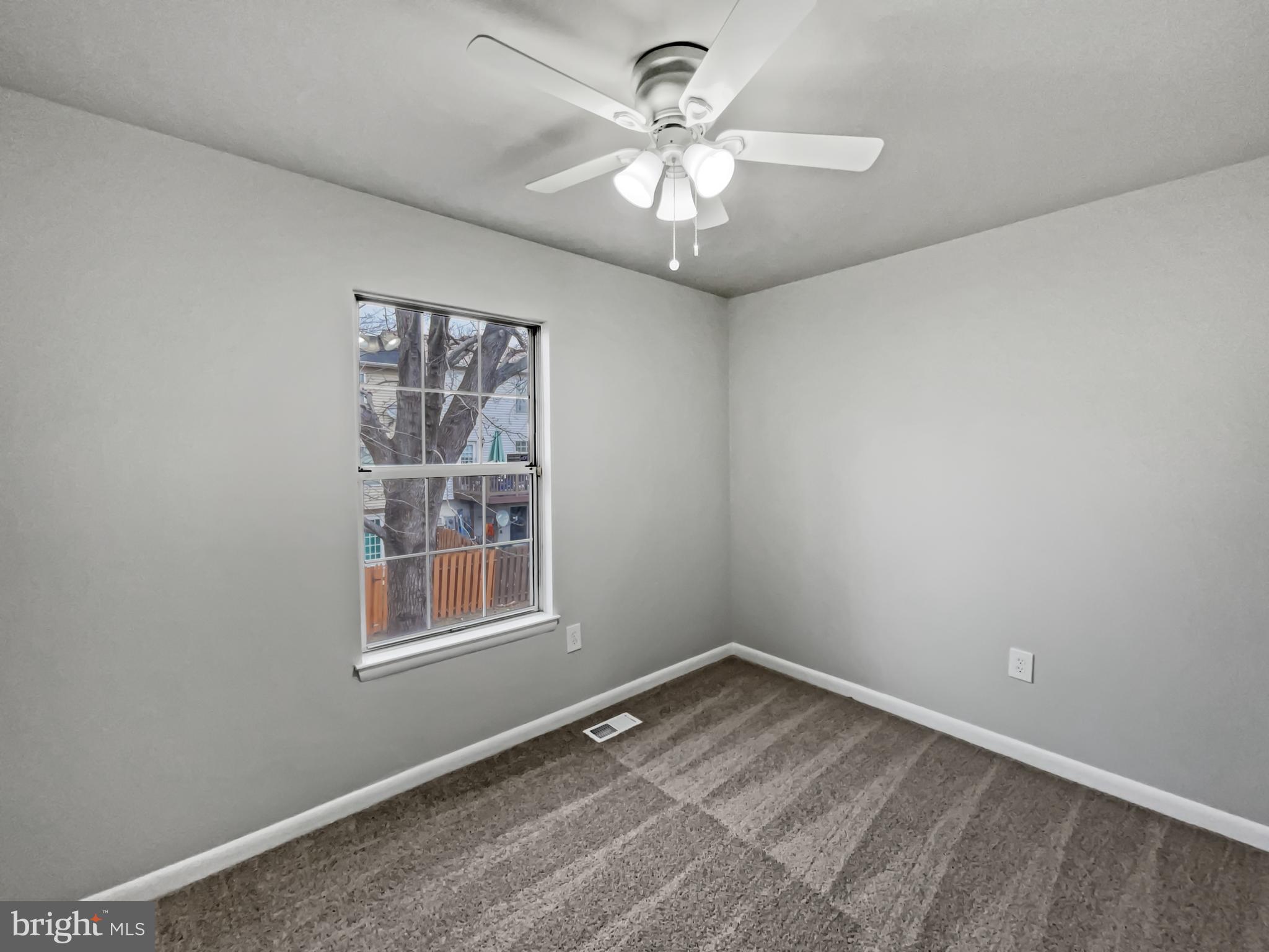 DALE CITY - Residential