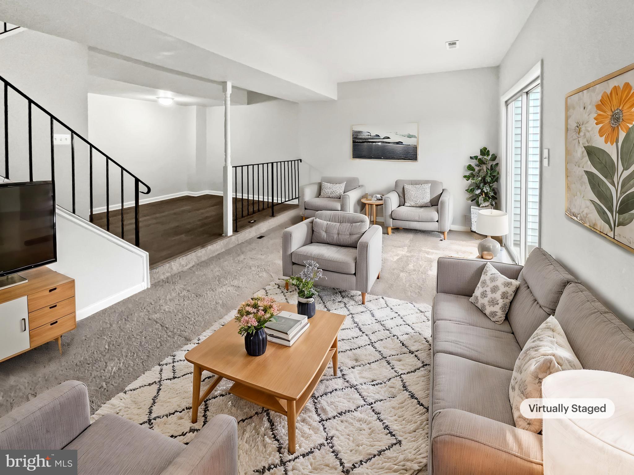 DALE CITY - Residential