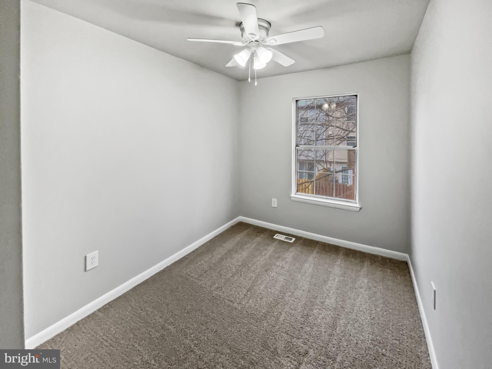 DALE CITY - Residential