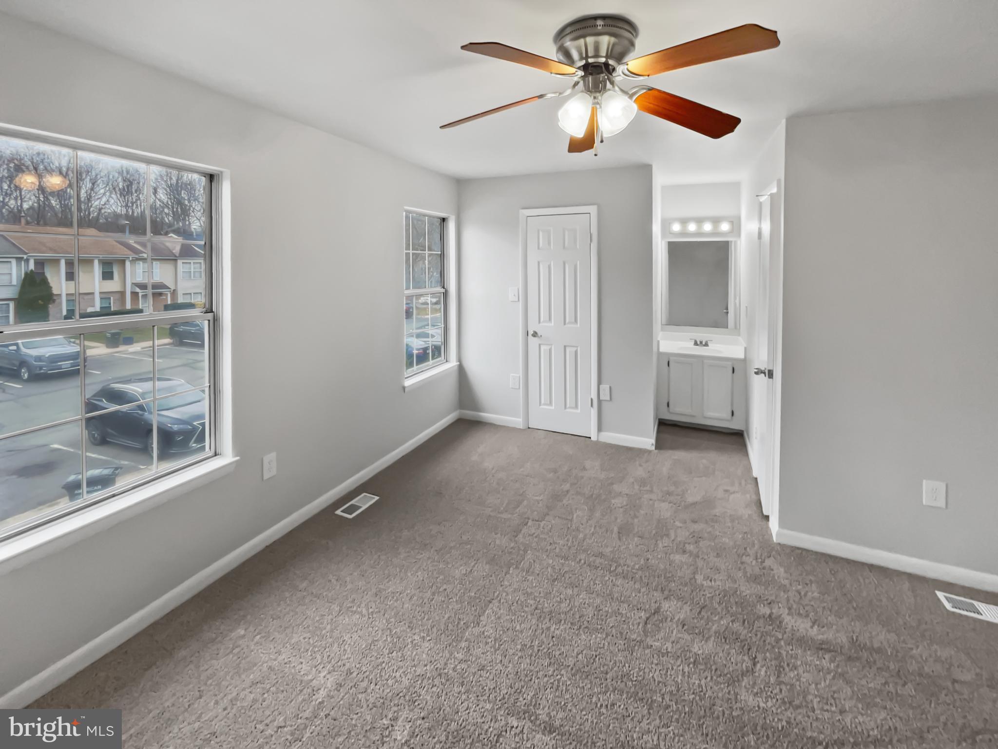 DALE CITY - Residential