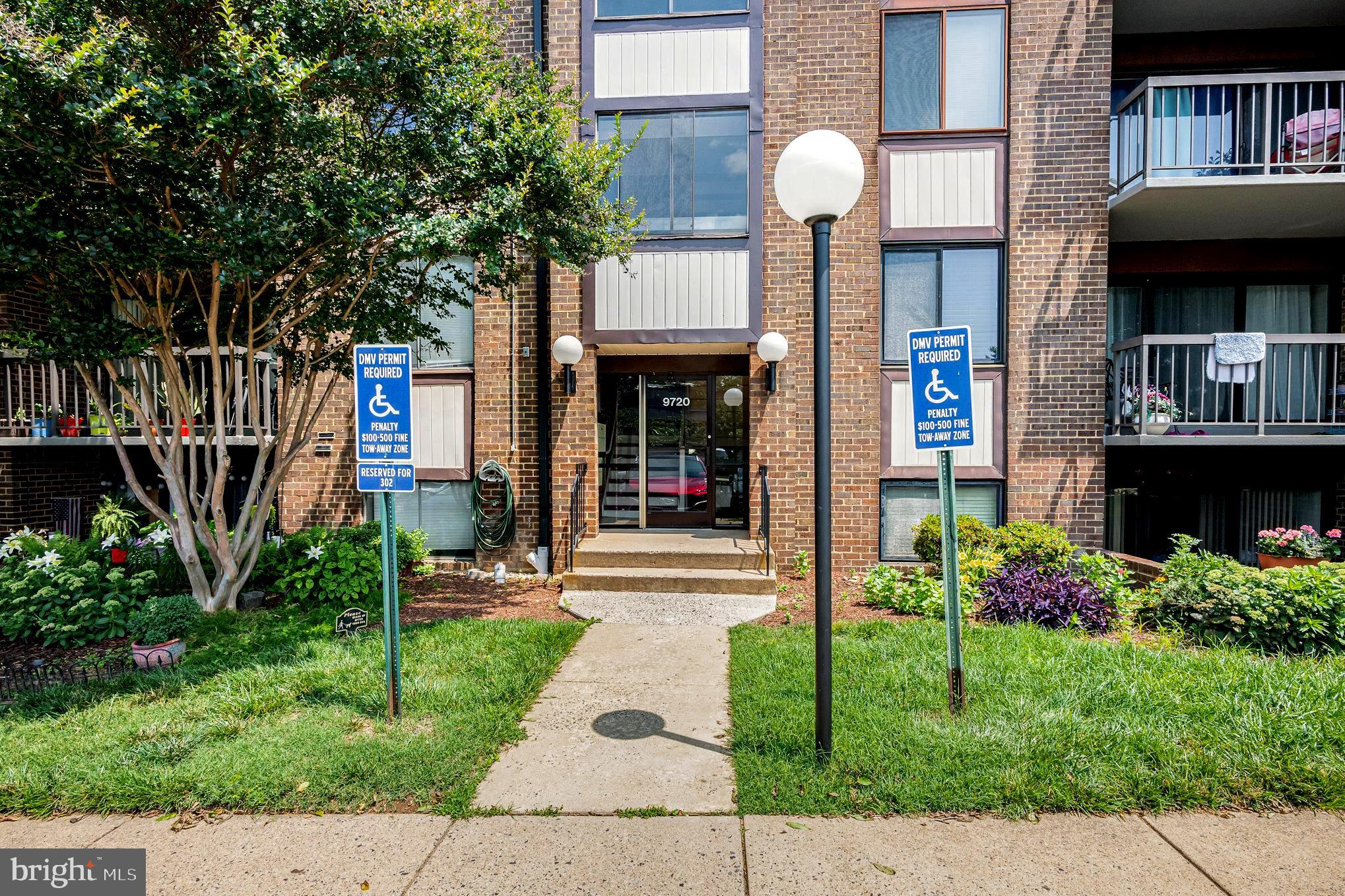 9720 KINGSBRIDGE DRIVE 302