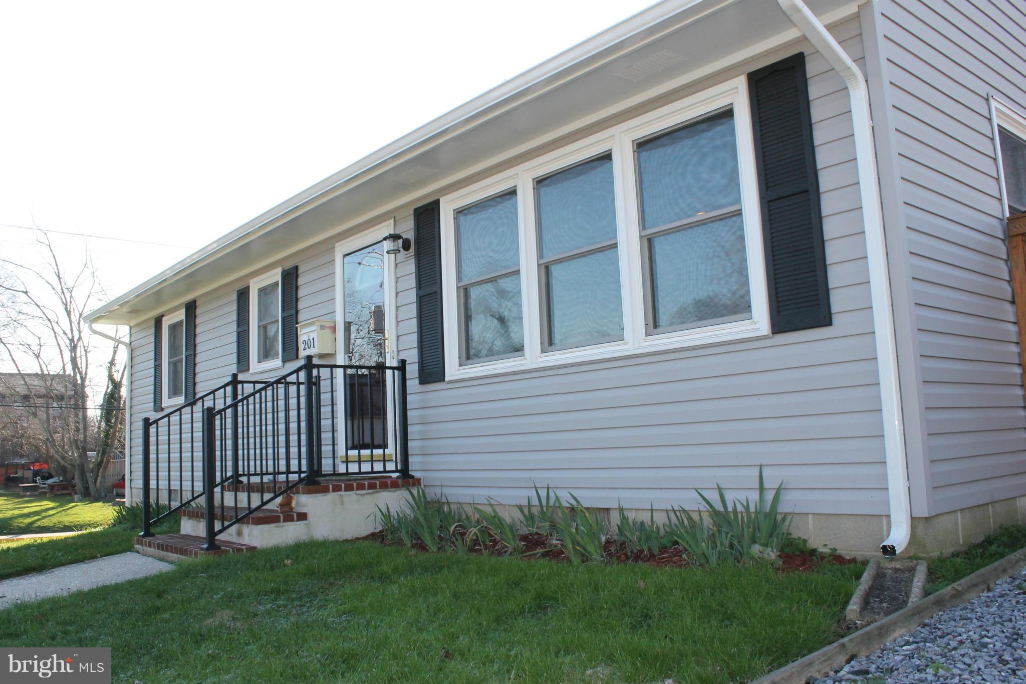 HILLSIDE - Residential