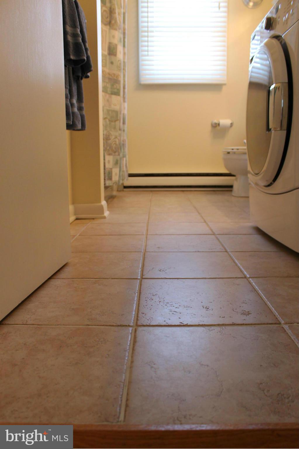 HILLSIDE - Residential