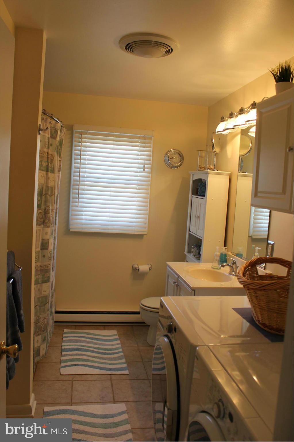 HILLSIDE - Residential