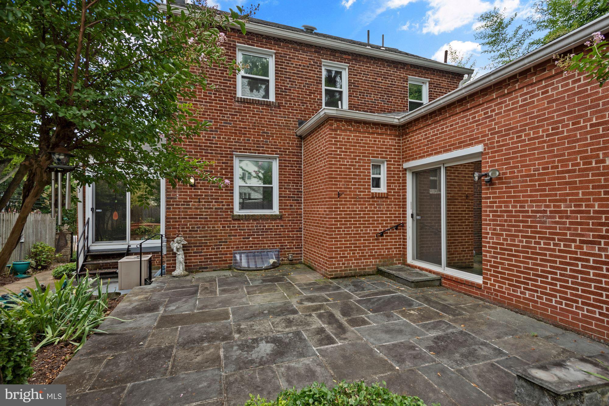 WEST CHEVY CHASE HEIGHTS - Residential