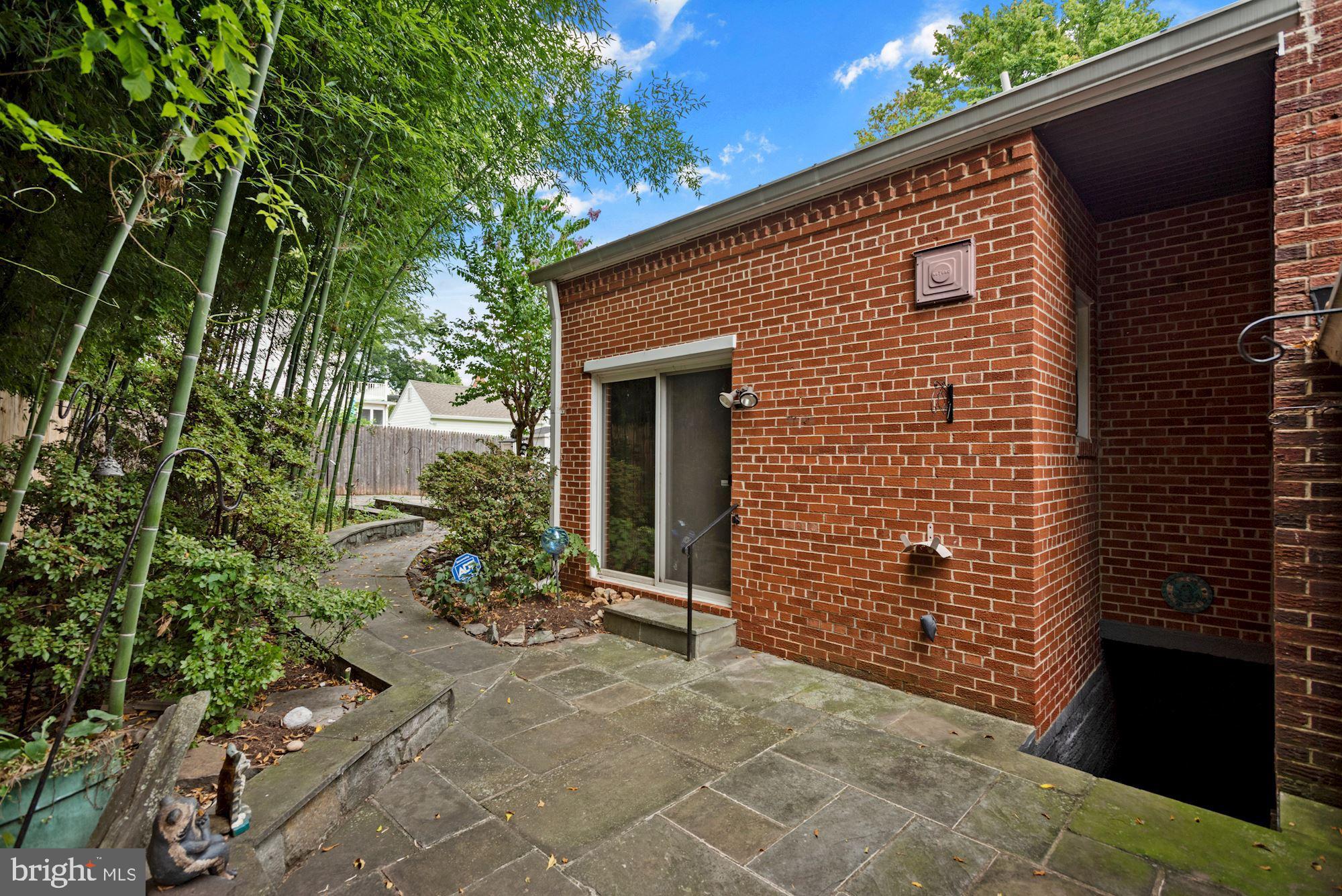 WEST CHEVY CHASE HEIGHTS - Residential