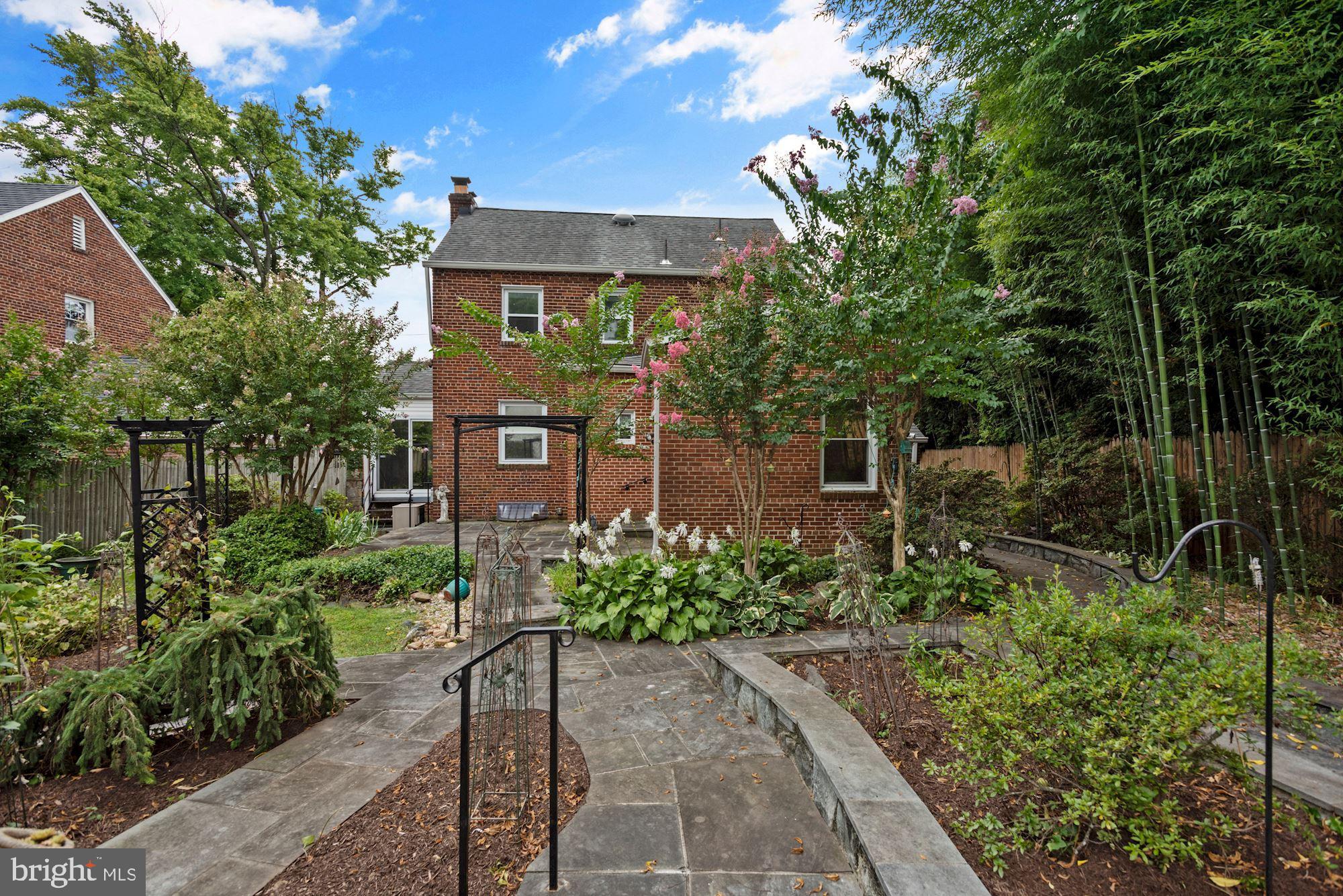 WEST CHEVY CHASE HEIGHTS - Residential