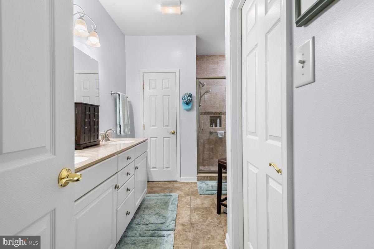 GREENWICH PARK - Residential