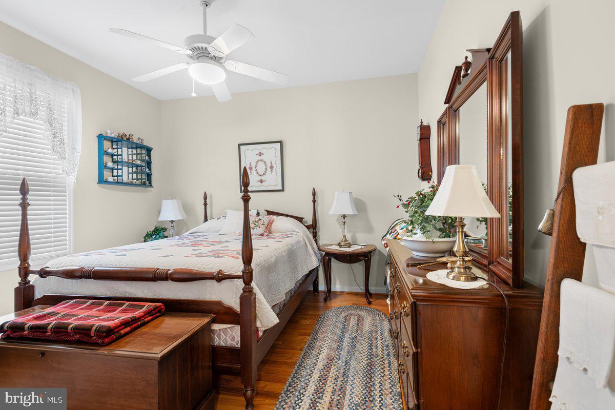 GREENWICH PARK - Residential