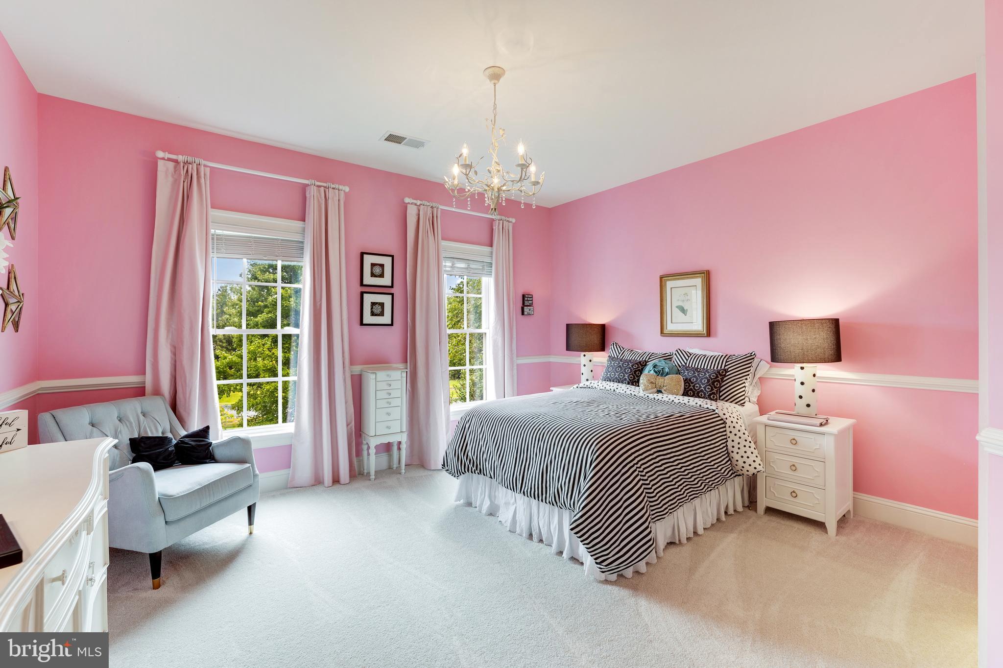 CEDAR CREST - Residential