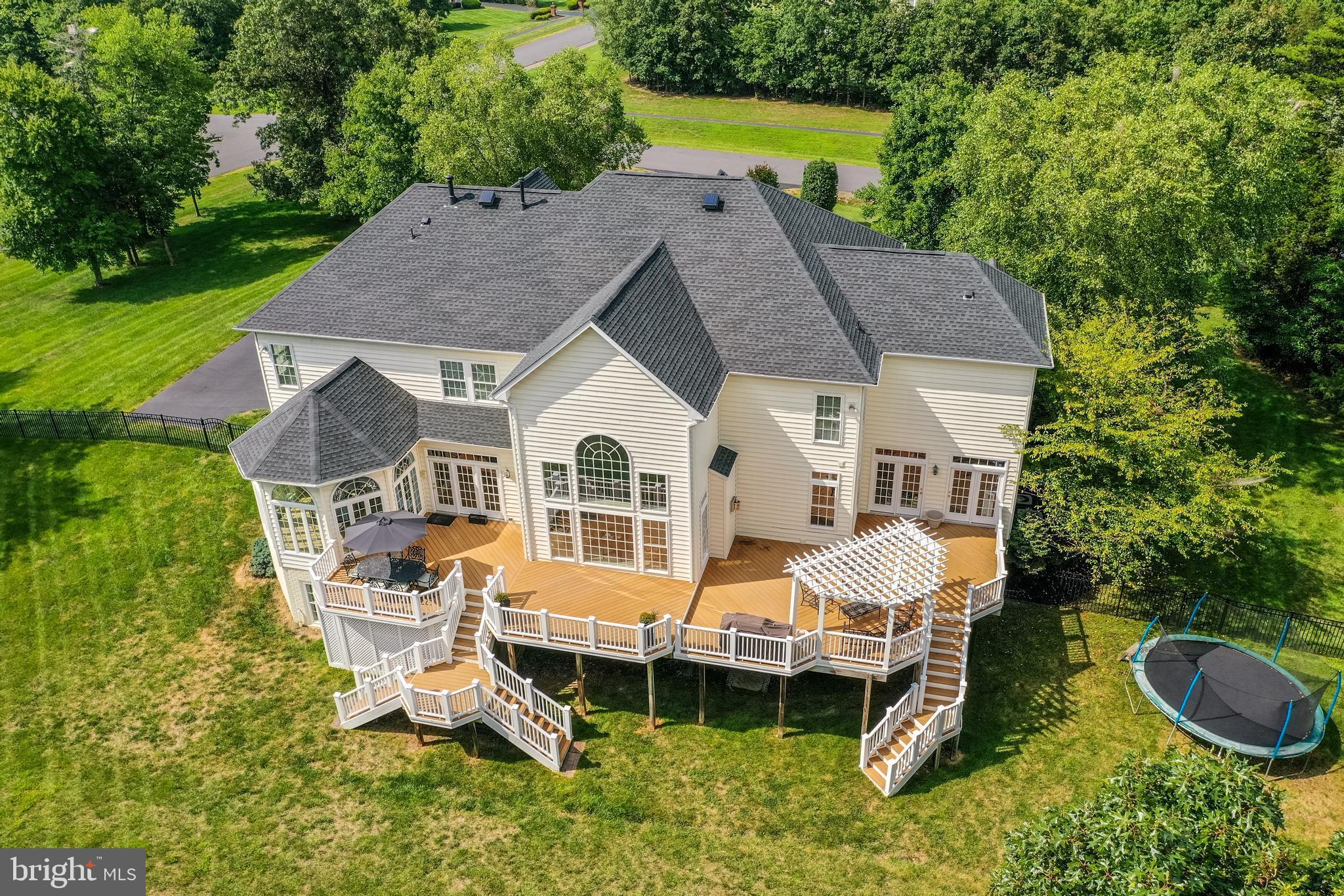 CEDAR CREST - Residential