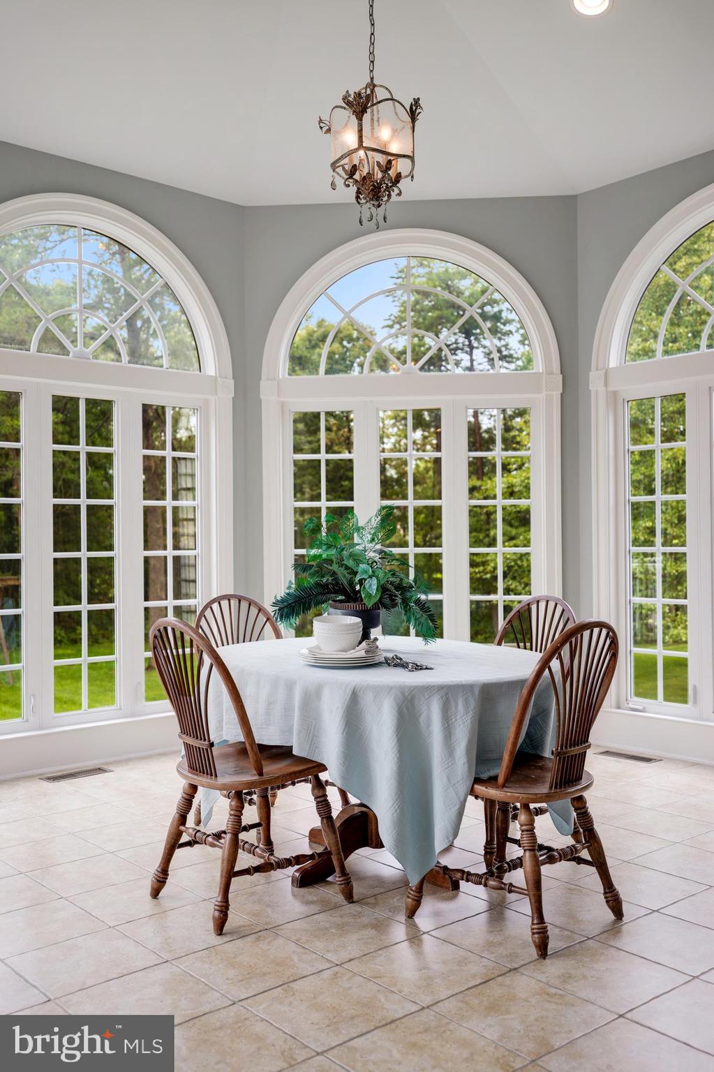 CEDAR CREST - Residential