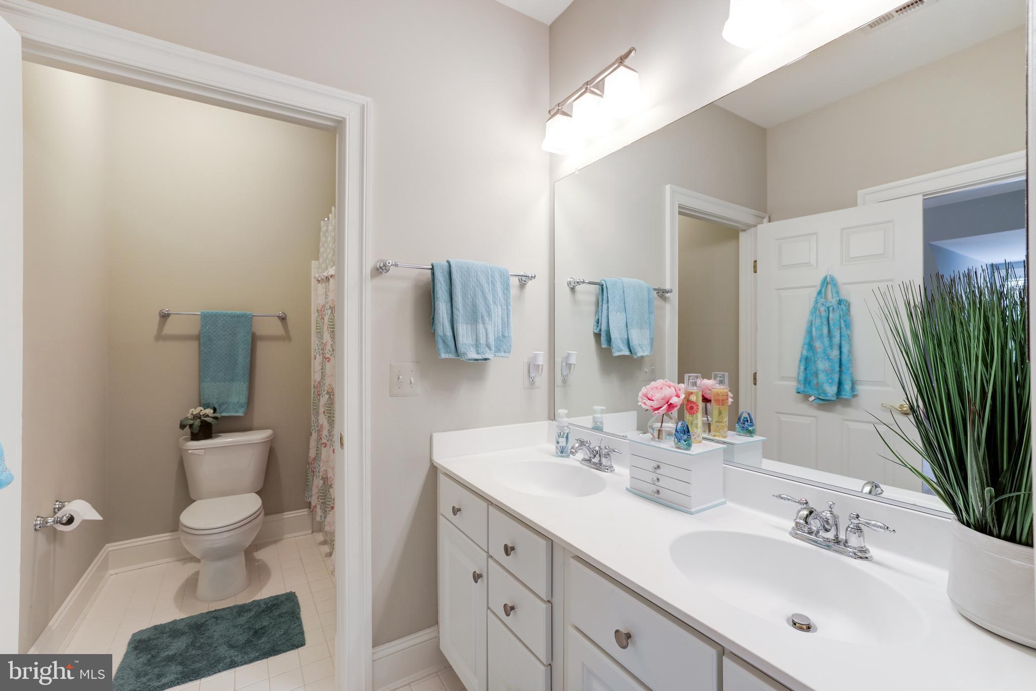 CEDAR CREST - Residential