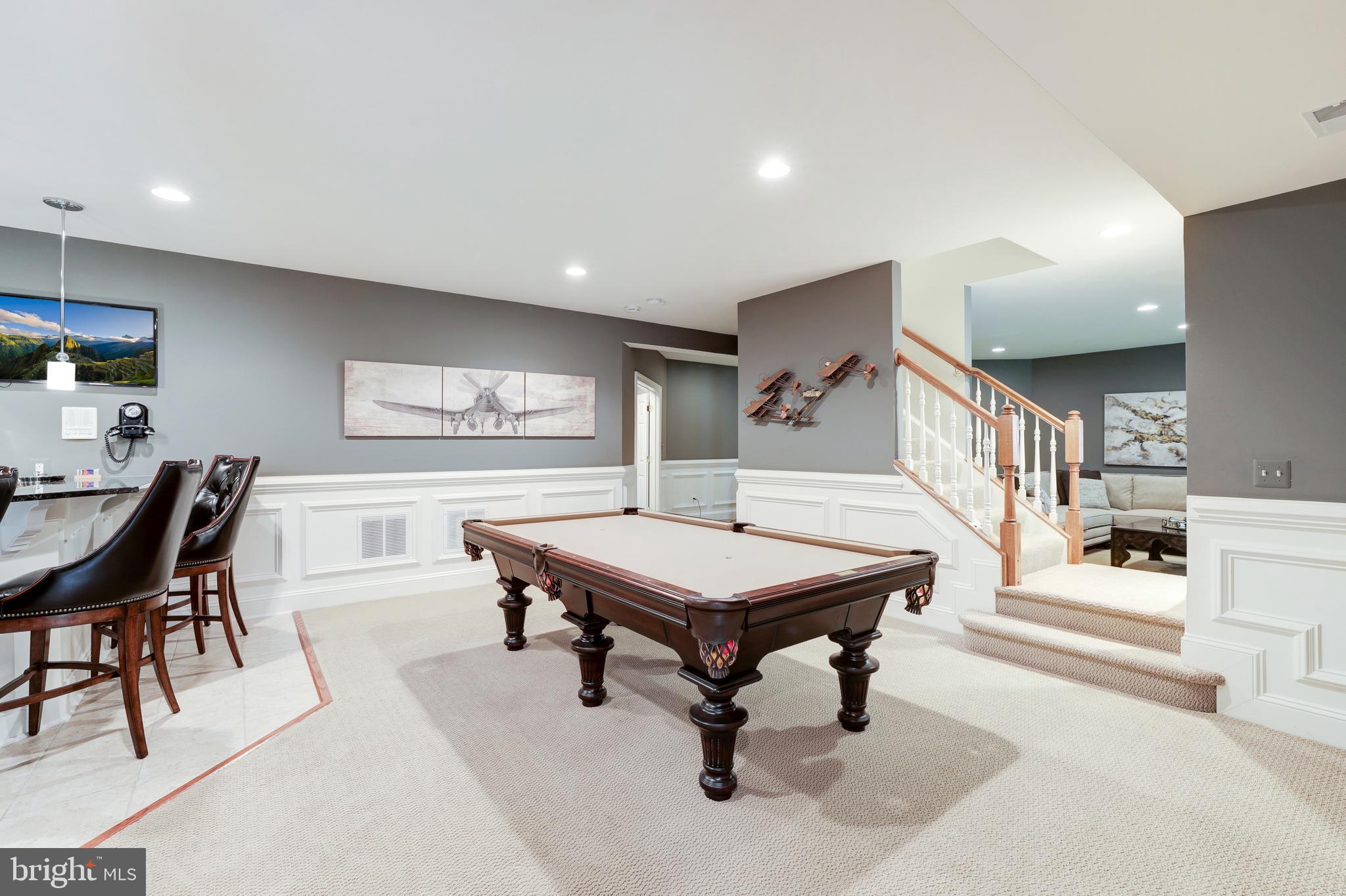 CEDAR CREST - Residential