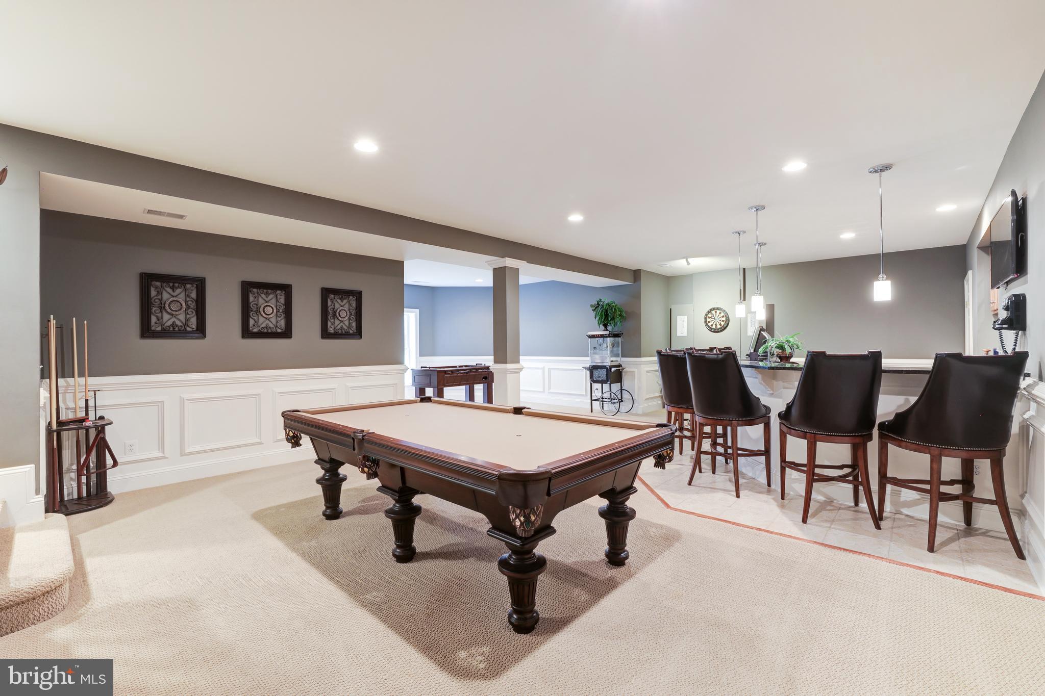 CEDAR CREST - Residential