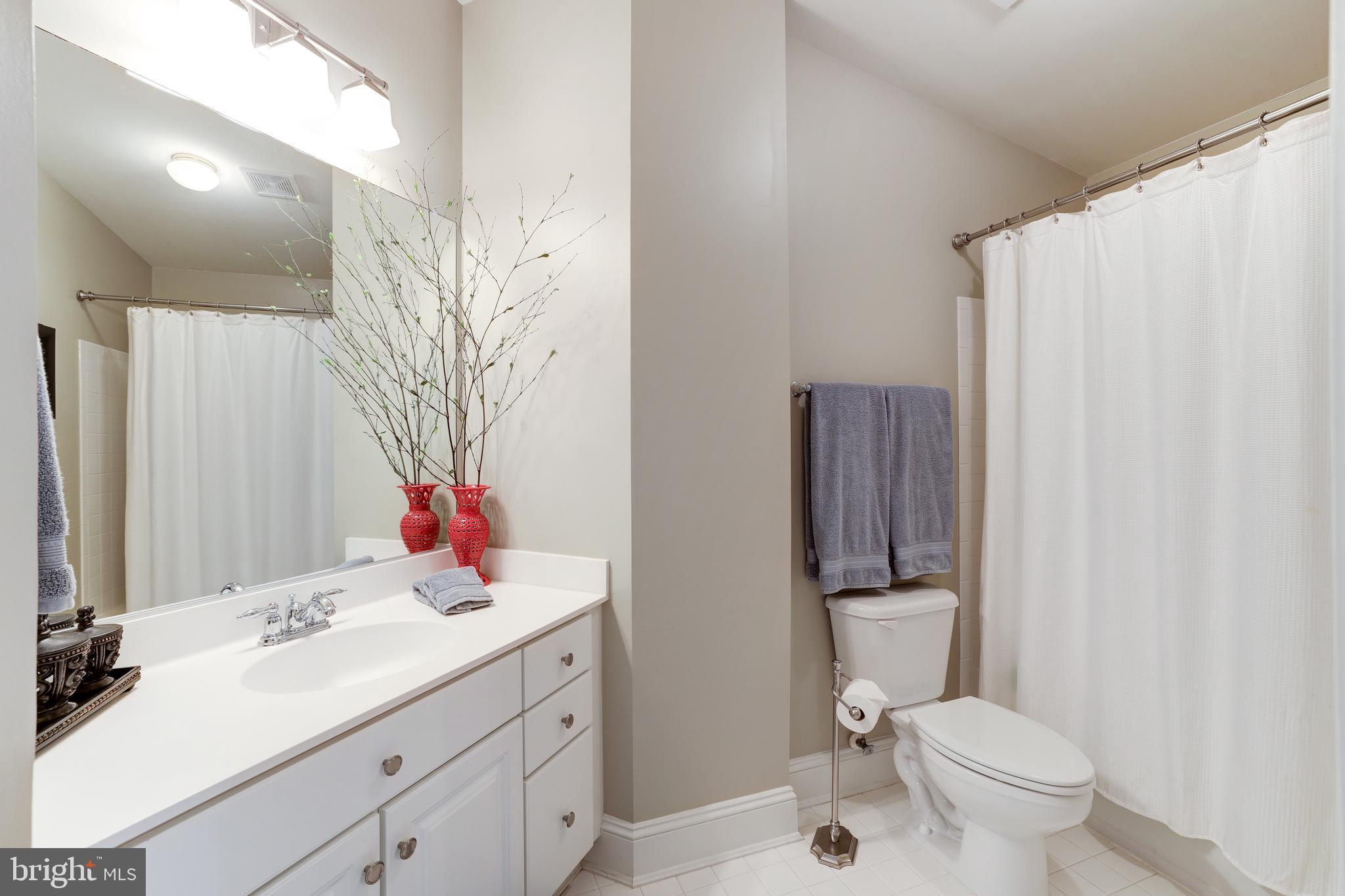 CEDAR CREST - Residential