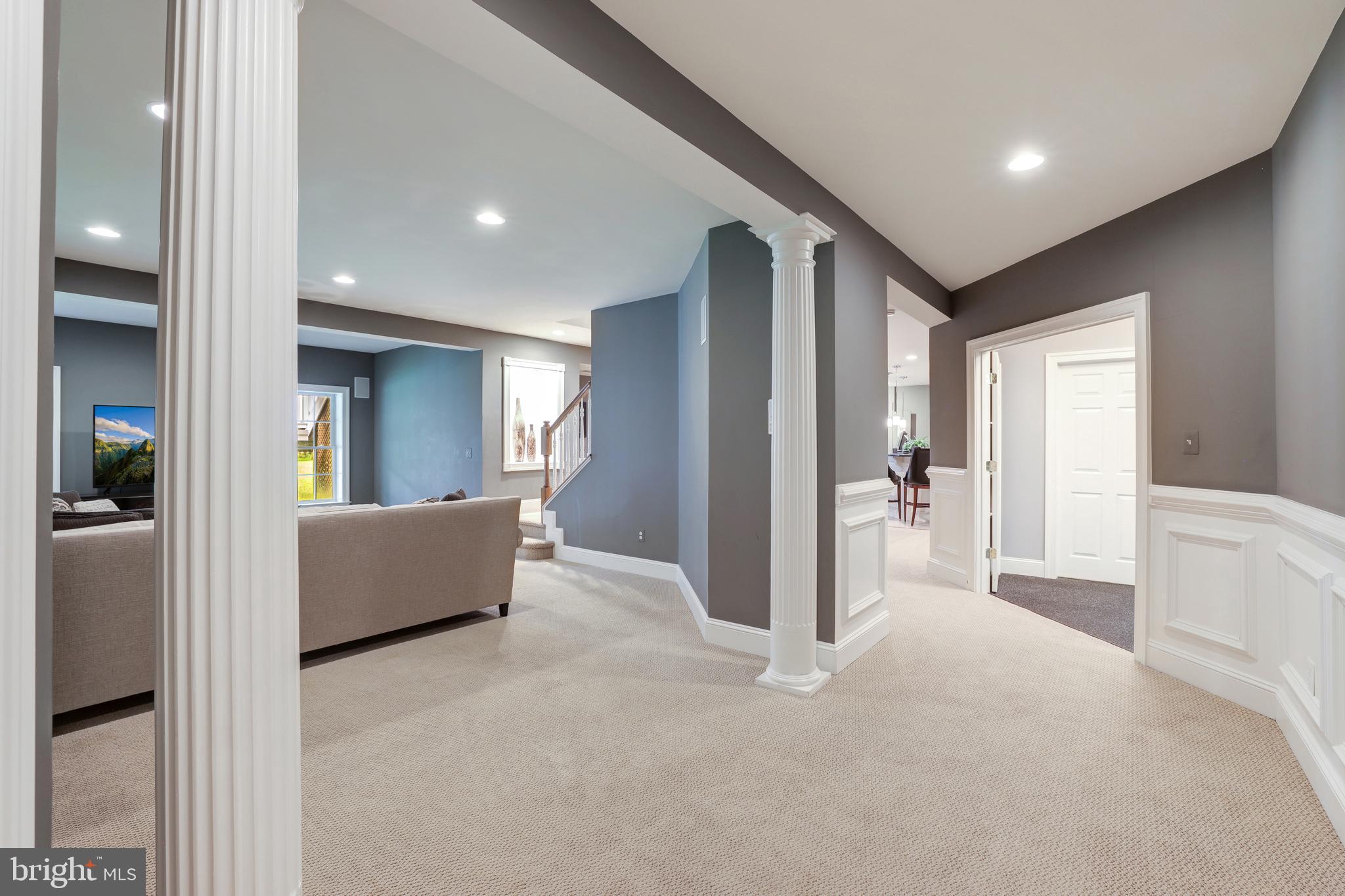 CEDAR CREST - Residential