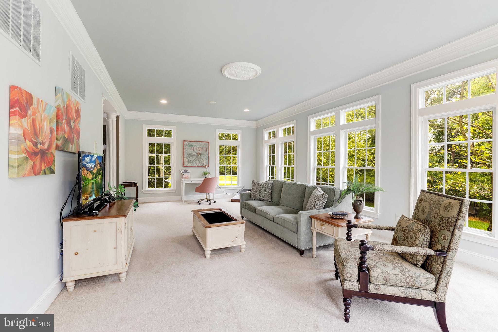 CEDAR CREST - Residential