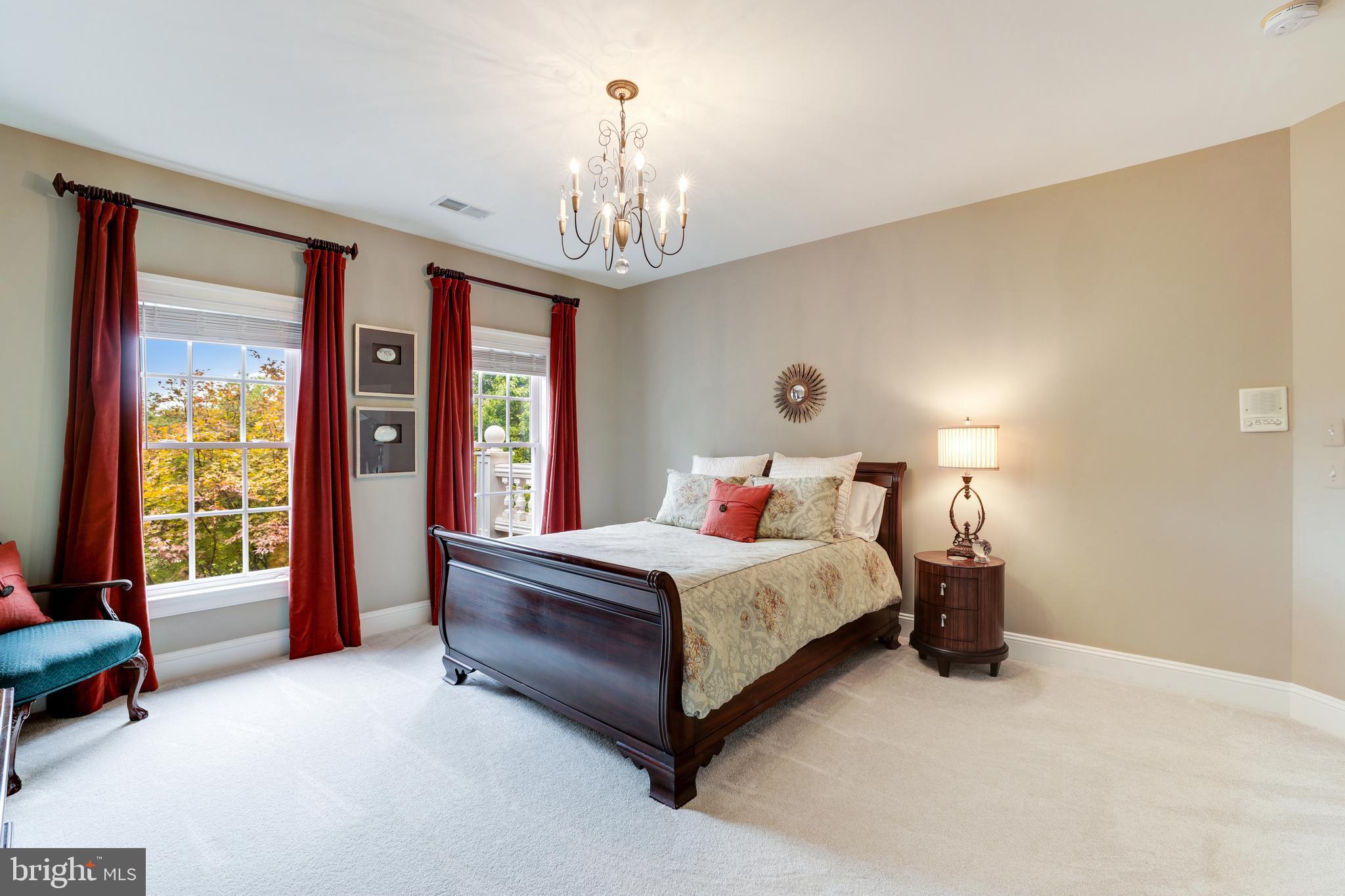 CEDAR CREST - Residential