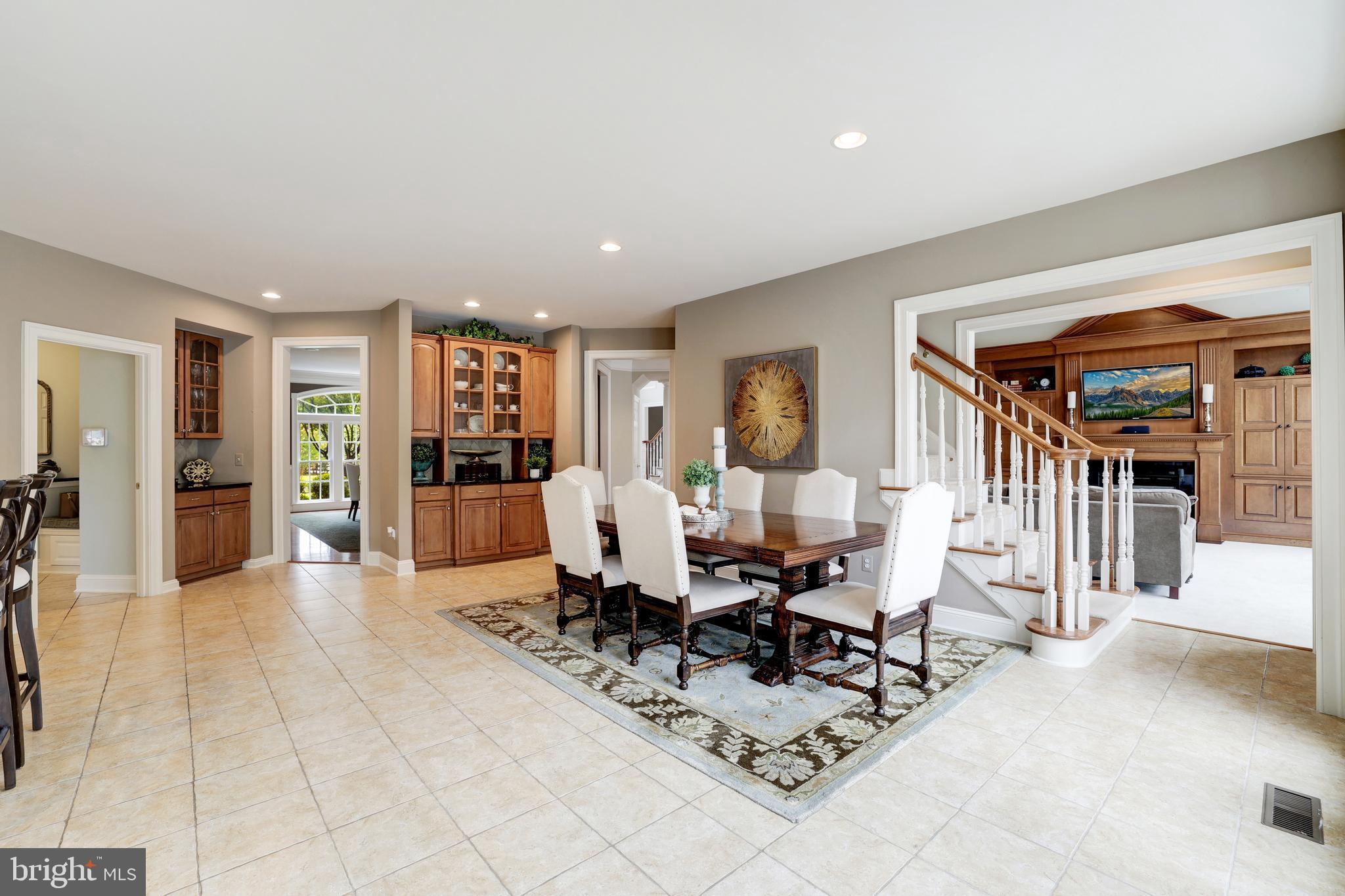 CEDAR CREST - Residential