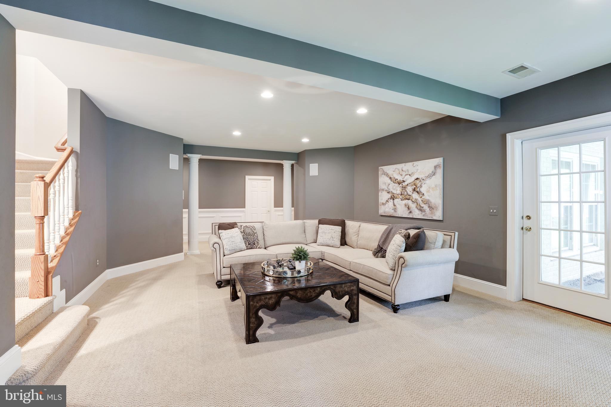 CEDAR CREST - Residential