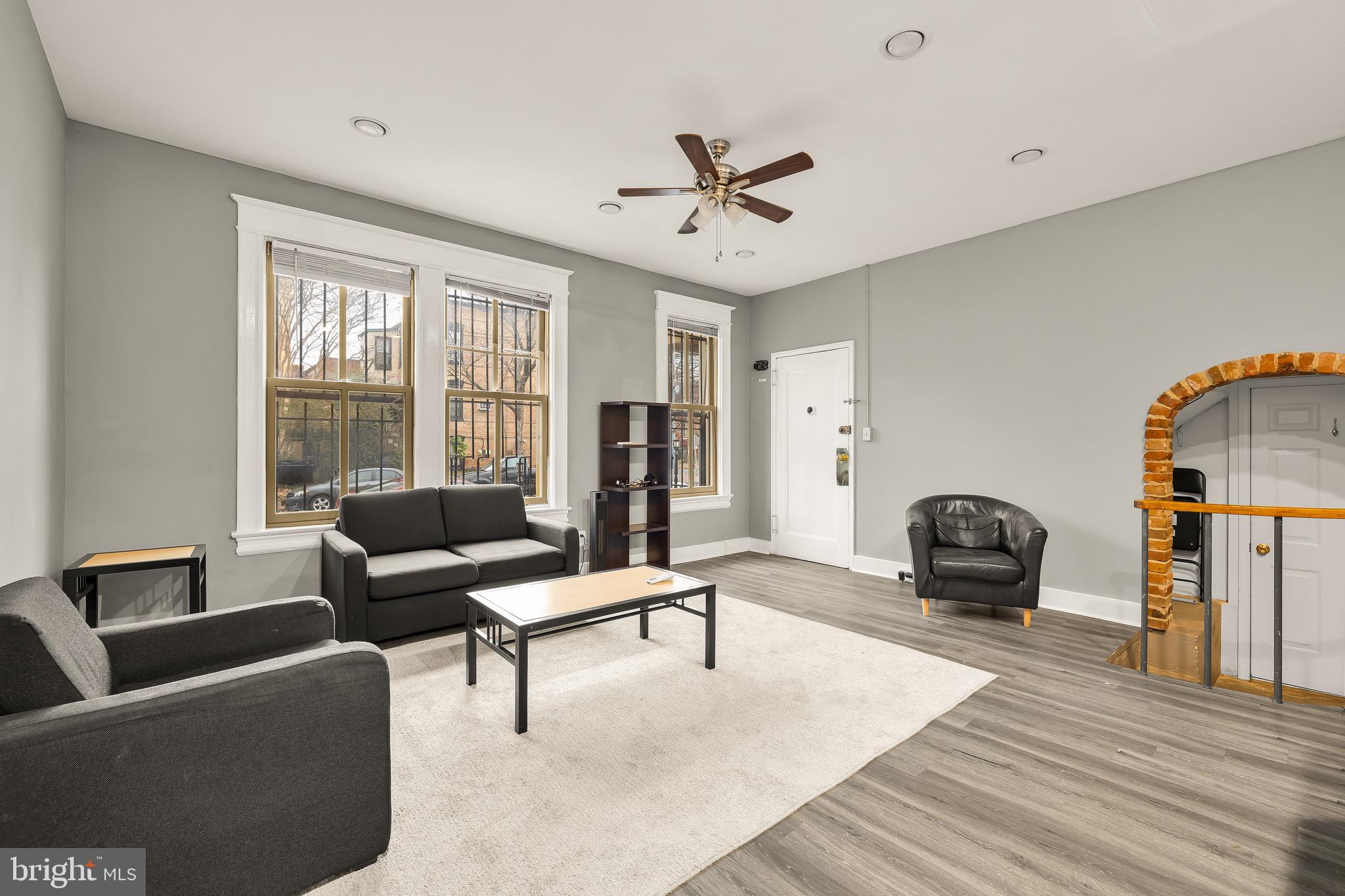 CAPITOL HILL - Residential Income