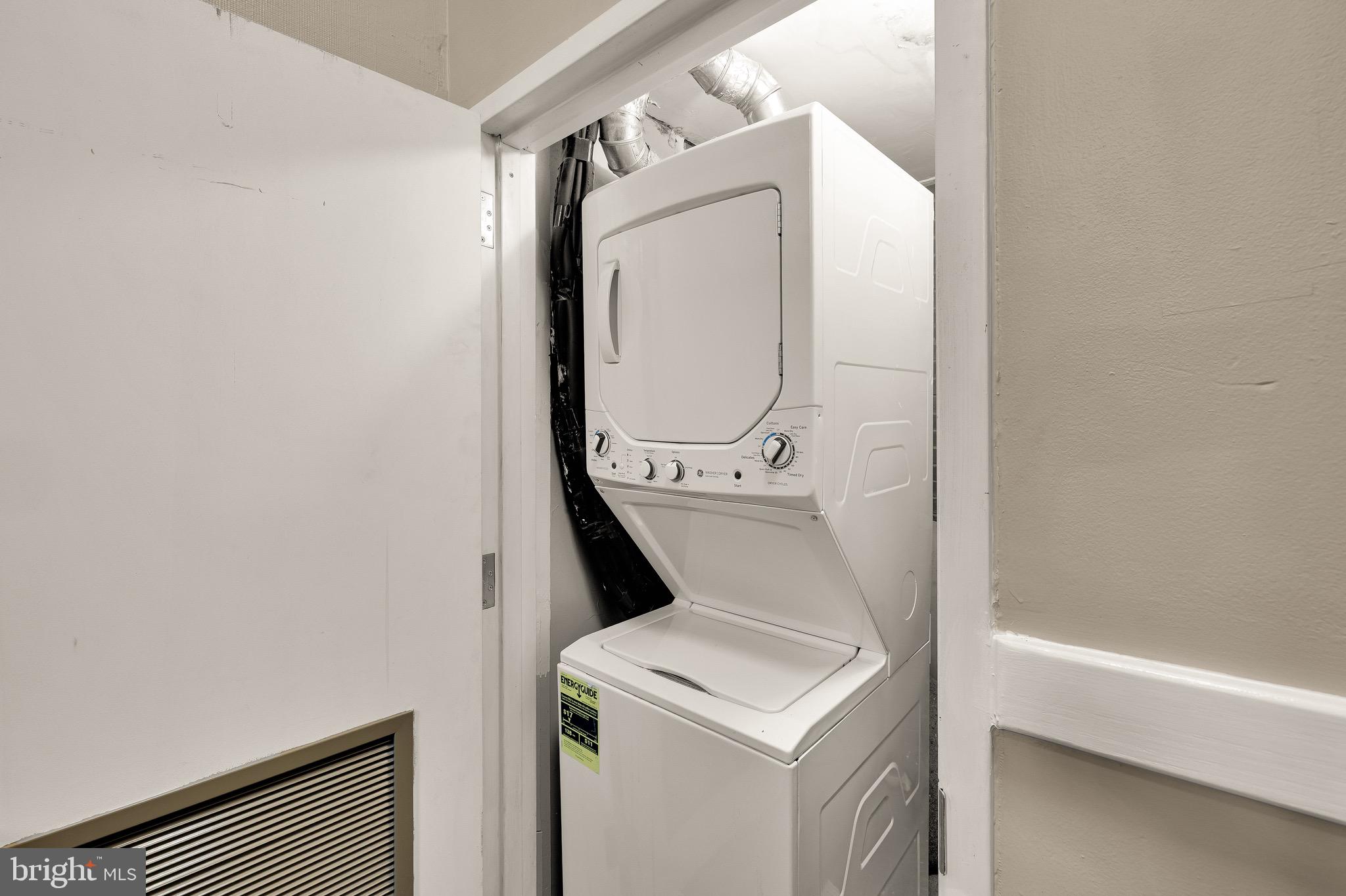 CAPITOL HILL - Residential Income