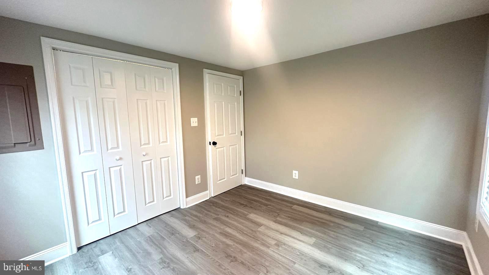 MOUNTAIN VIEW - Residential