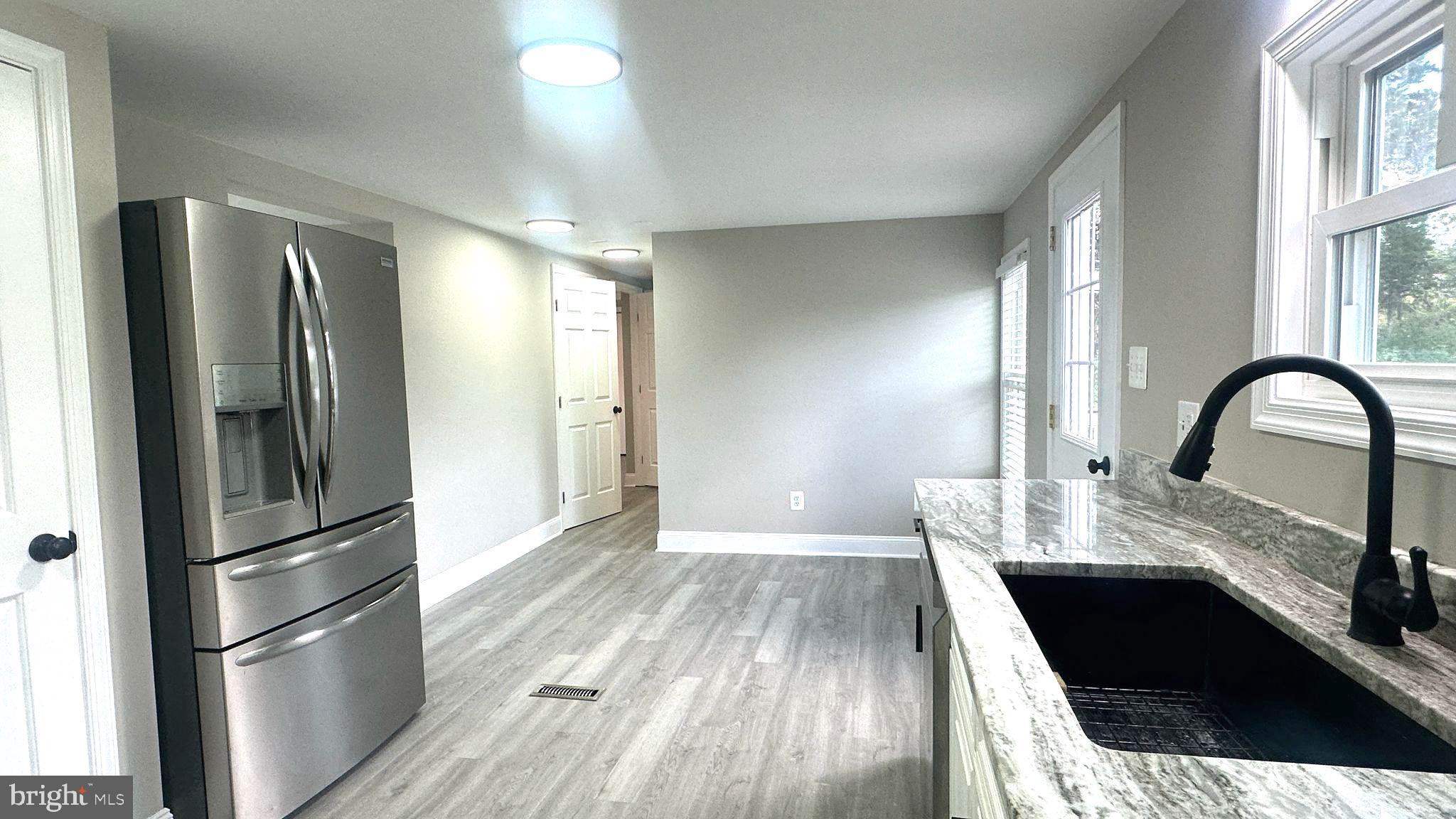 MOUNTAIN VIEW - Residential