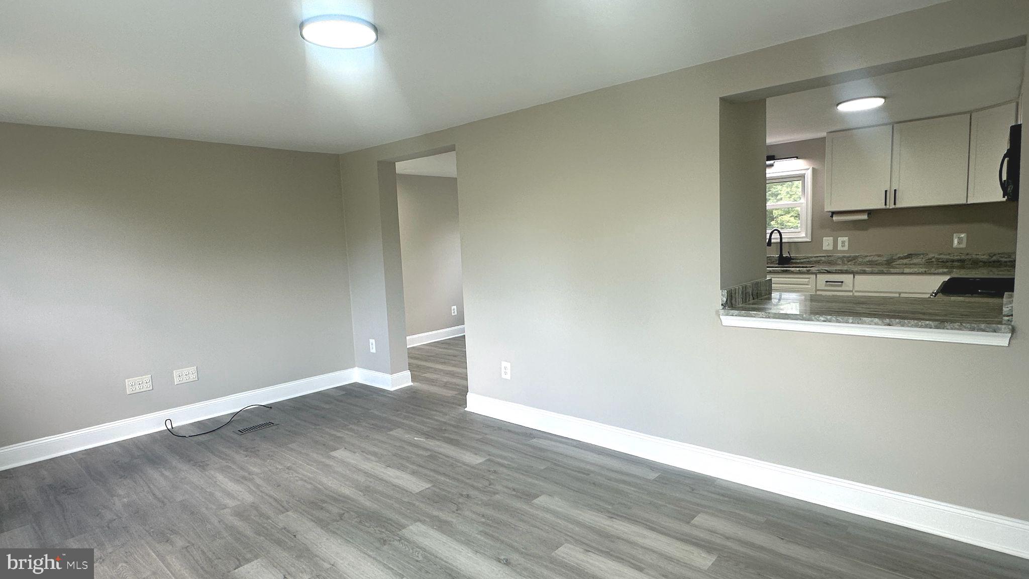 MOUNTAIN VIEW - Residential