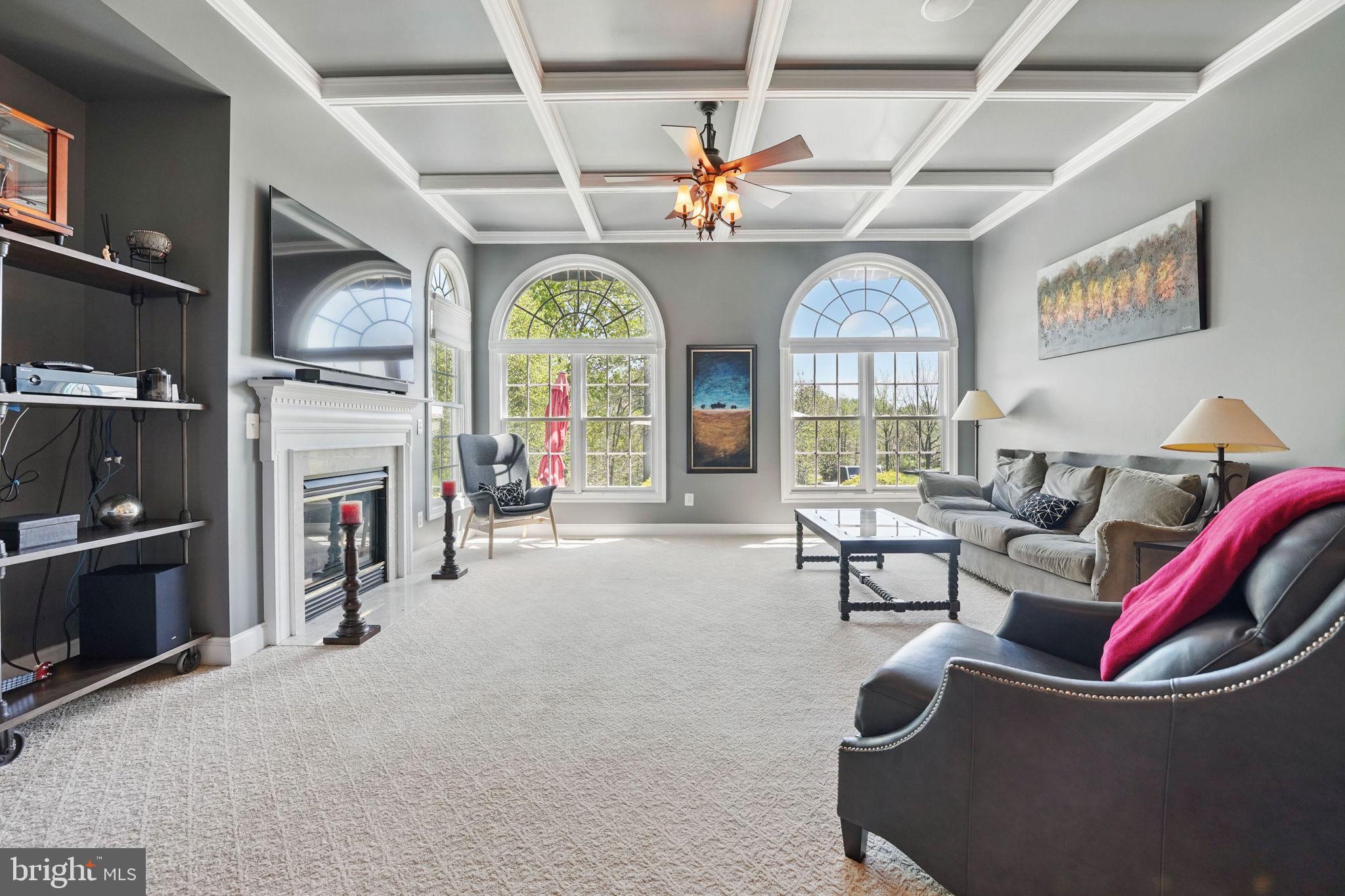 BEACON HILL - Residential