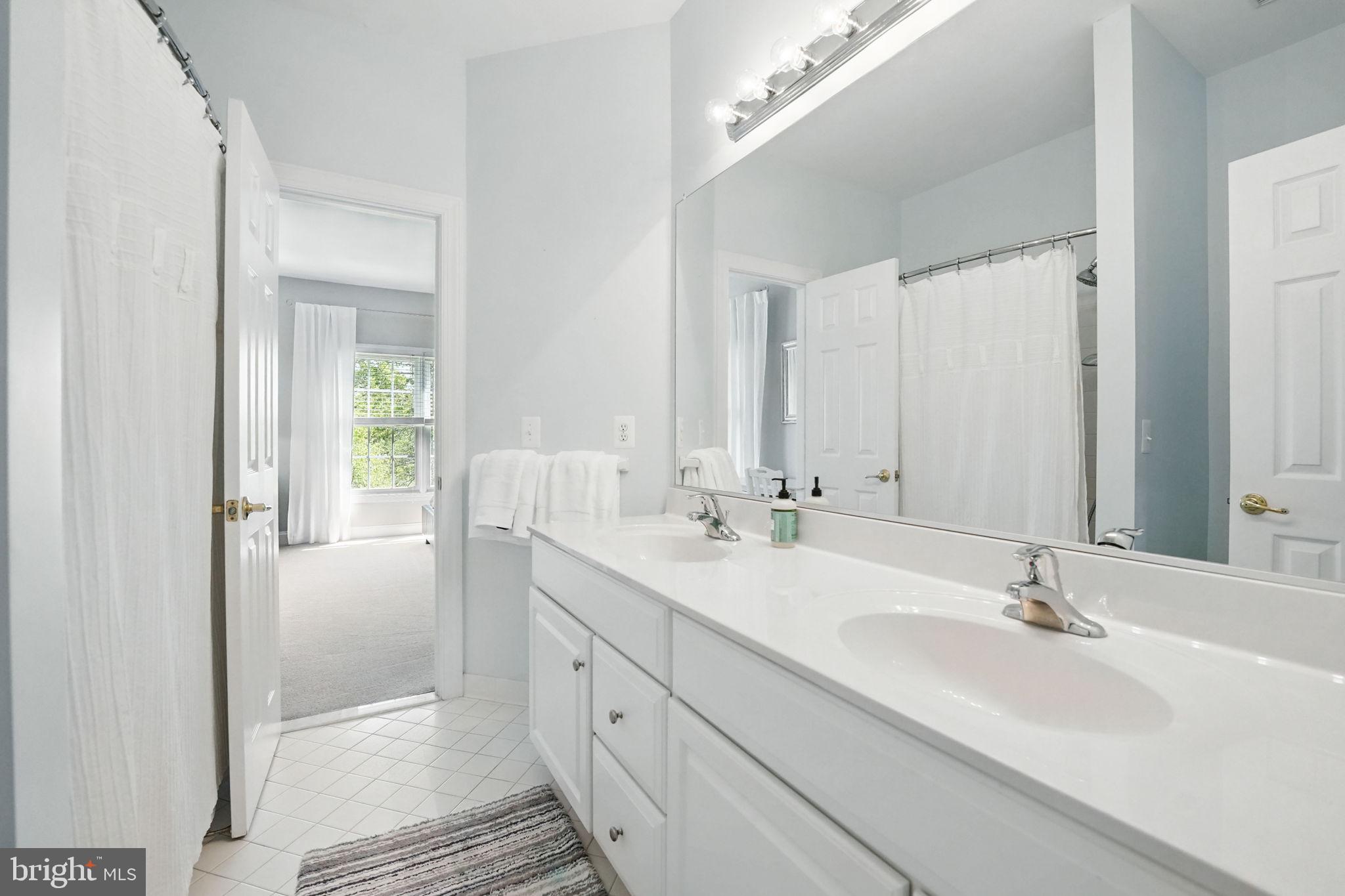 BEACON HILL - Residential