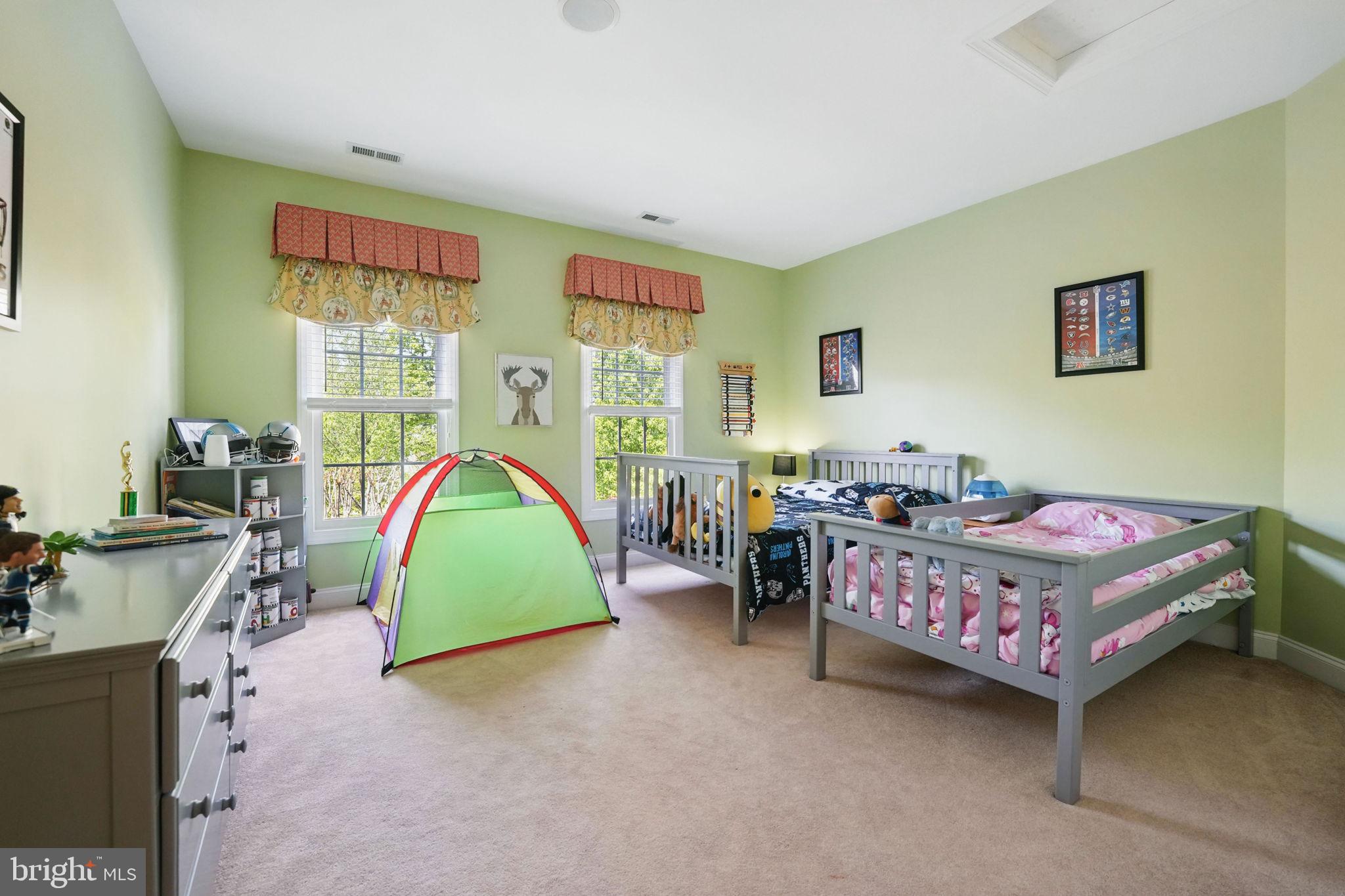 BEACON HILL - Residential