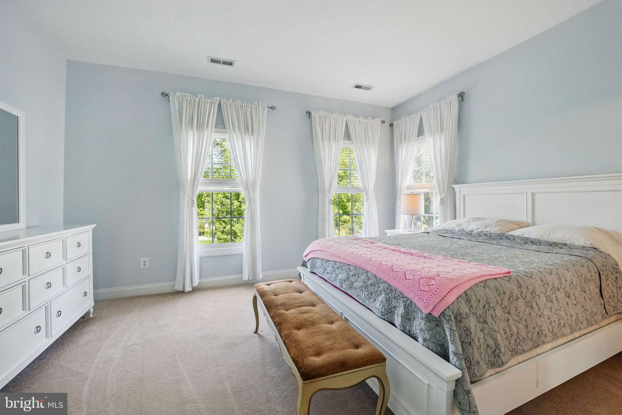 BEACON HILL - Residential