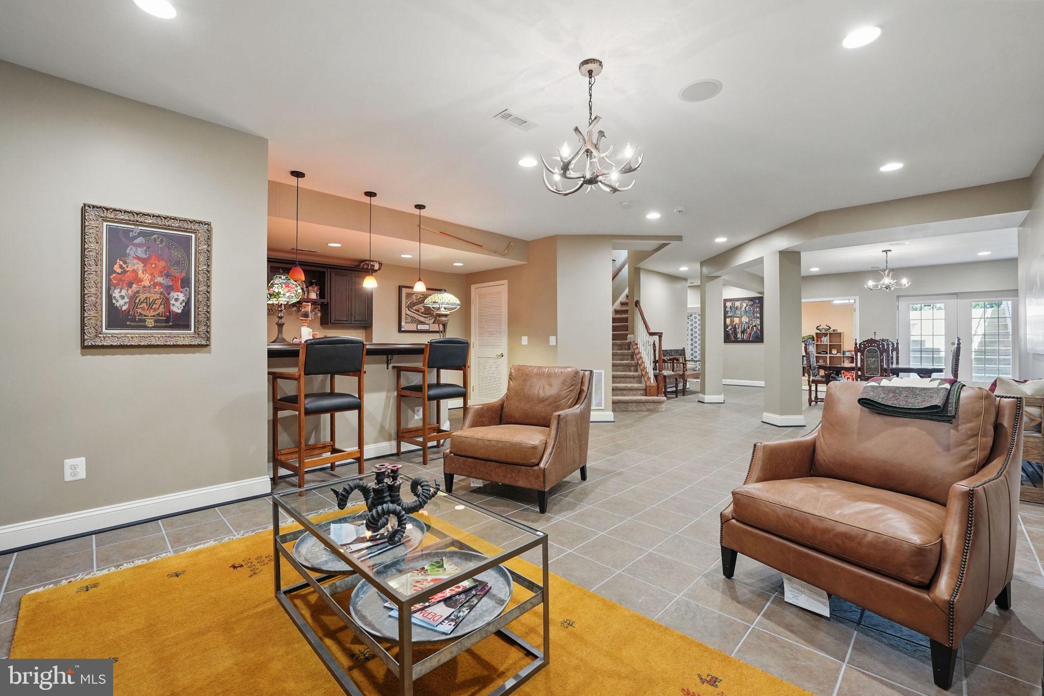 BEACON HILL - Residential